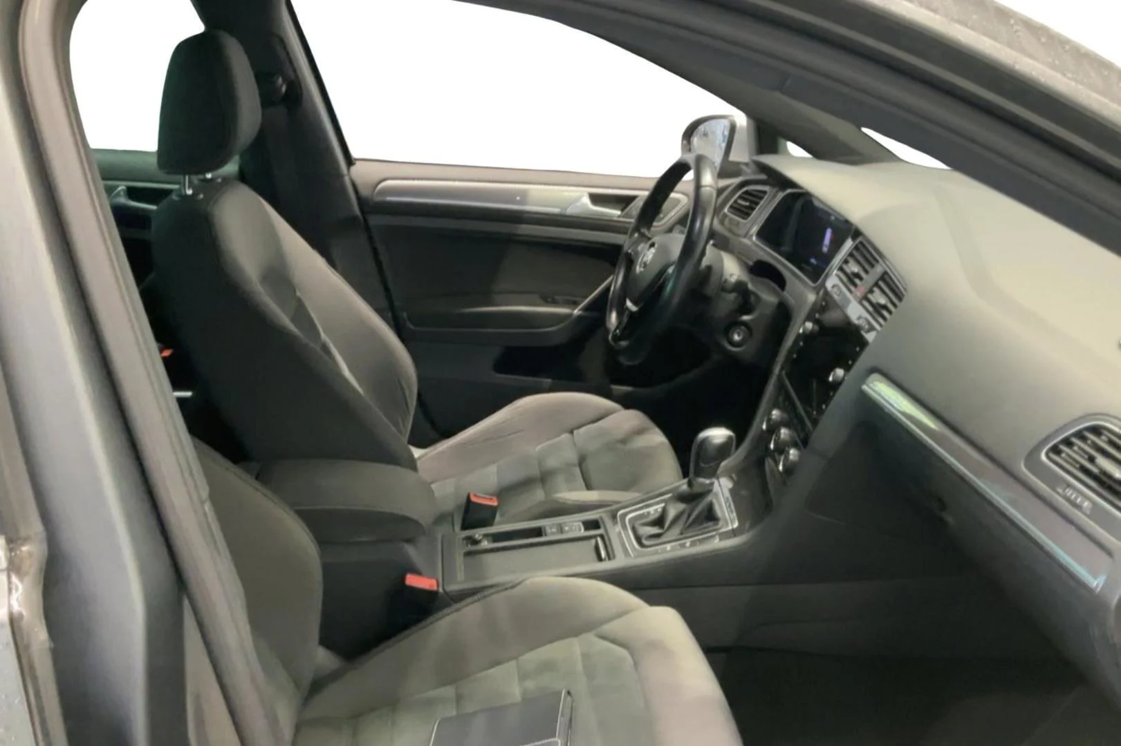Car Image - 2J9yI2kikbEpx0Cvcv5kLL