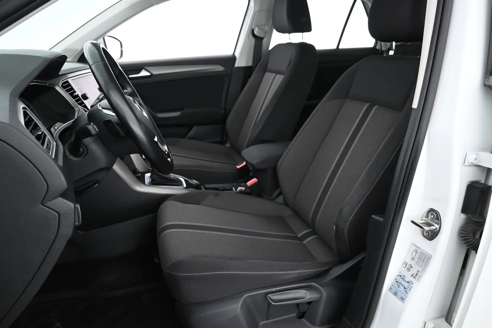 Car Image - pt1HDO1JH8iSDLHhVaG5n