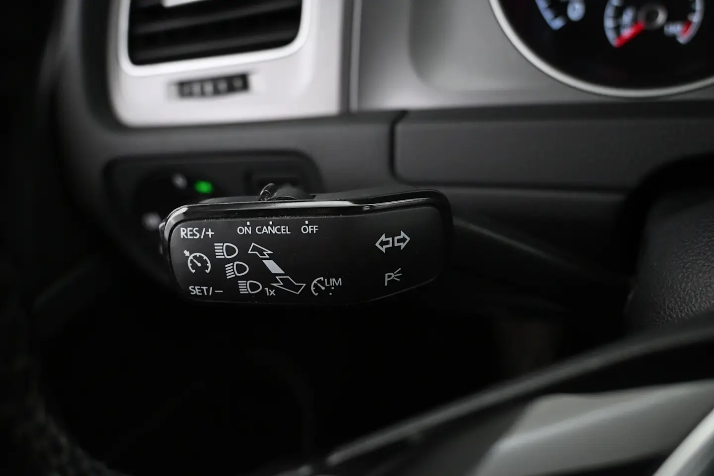 Car Image - 2yxUhVxltFYYS4N3SUoCmF