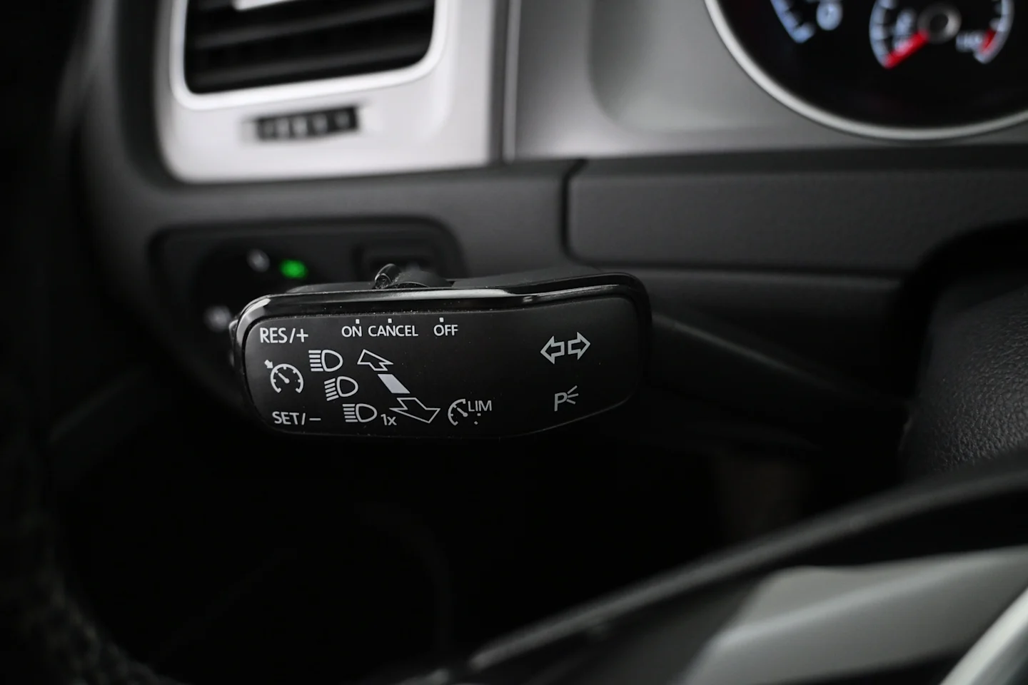 Car Image - 2yxUhVxltFYYS4N3SUoCmF
