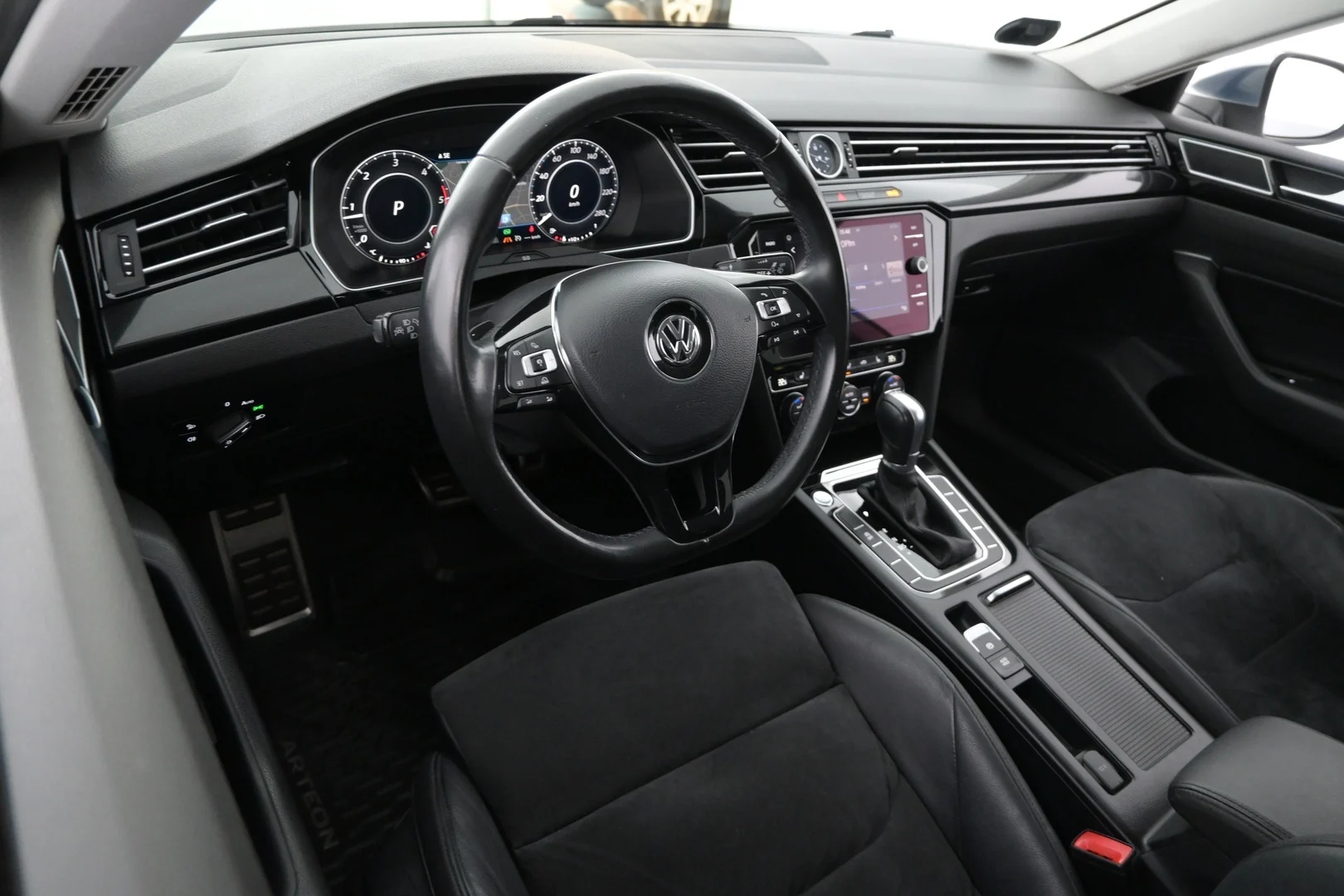 Car Image - 2uSetRmLrhgu4jQWtjDbEV