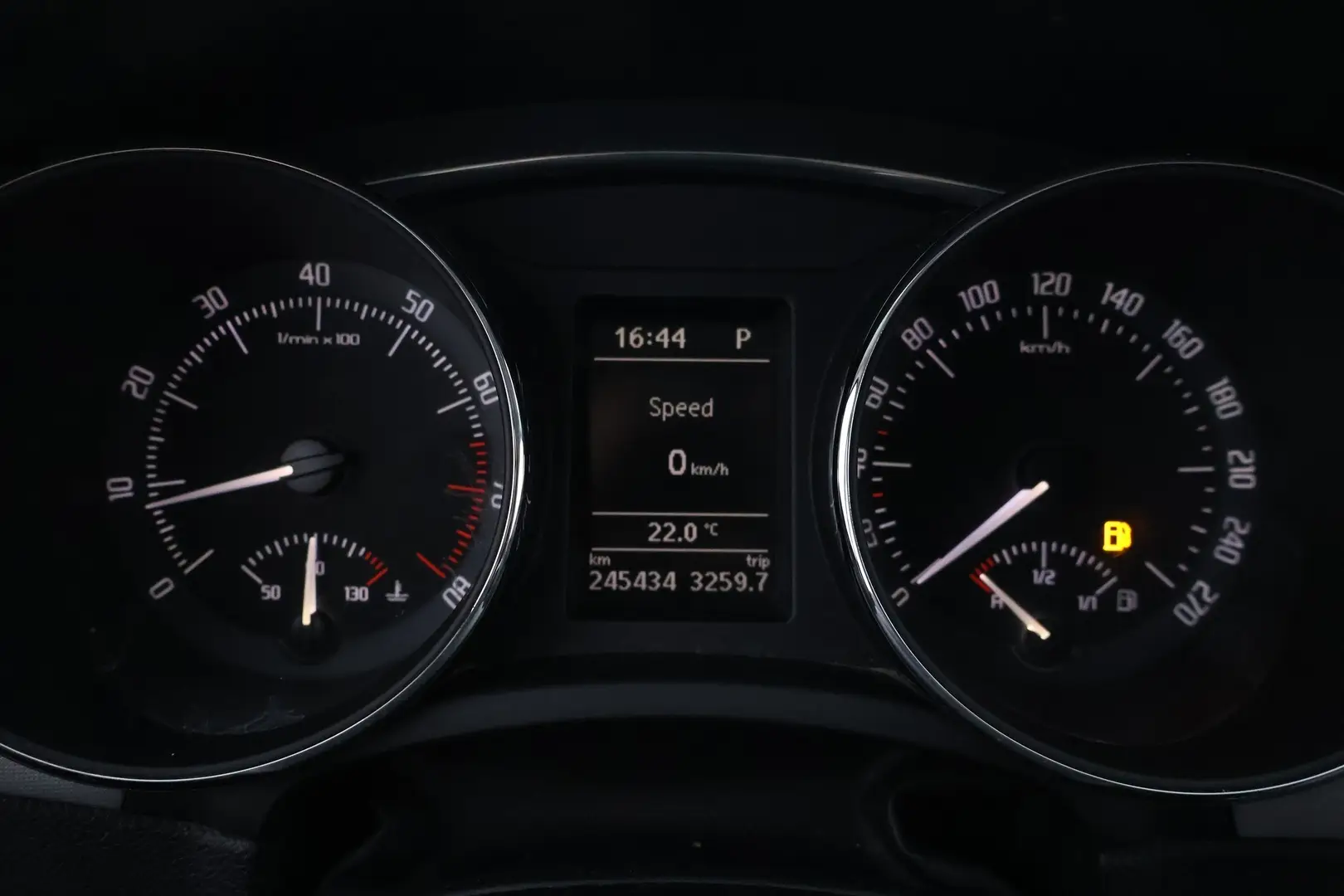 Car Image - FsTkKYT7XoojYjjK0pqFY