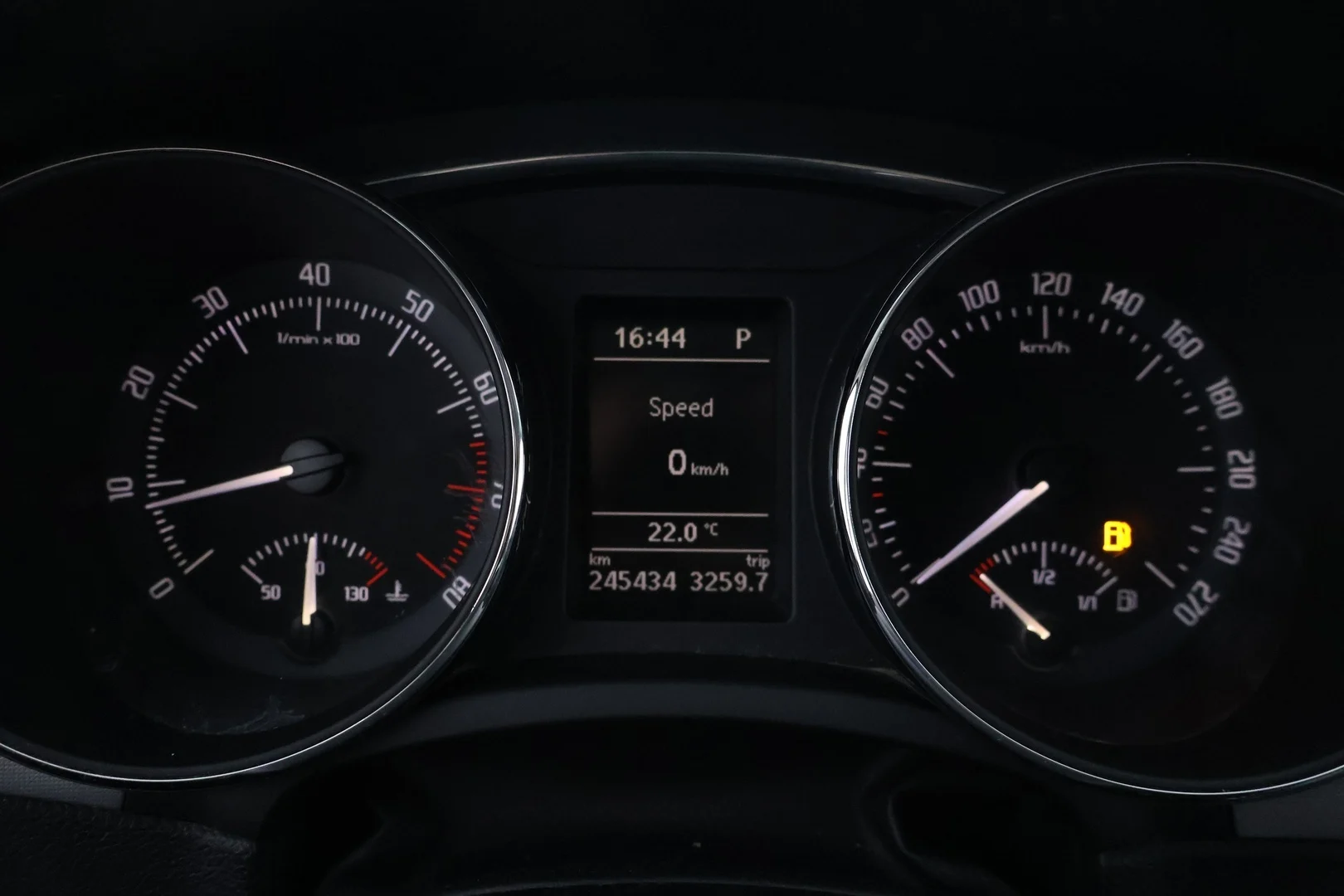 Car Image - FsTkKYT7XoojYjjK0pqFY