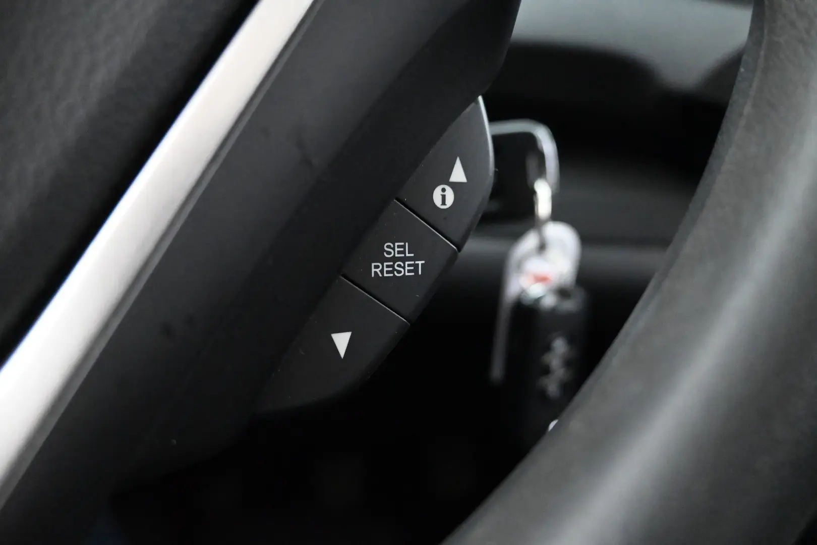 Car Image - rzzkzgMf0Jt7vAB201i8q