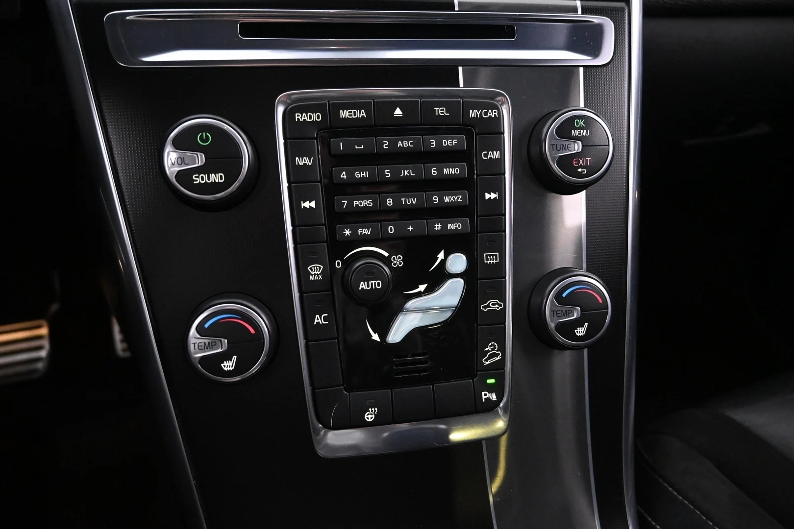 Car Image - 4k7YY0BYyxzr4P2MUFeT9r