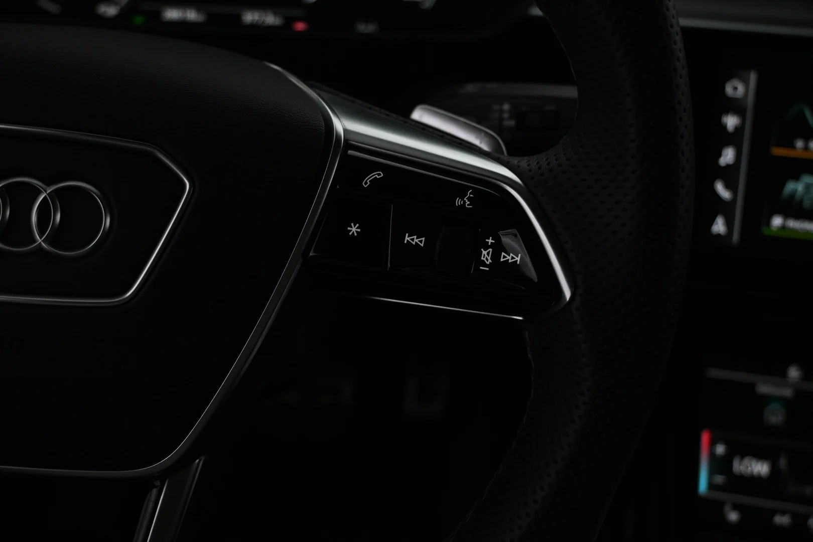 Car Image - 5trnScceGtxTrC4zPXKTCt