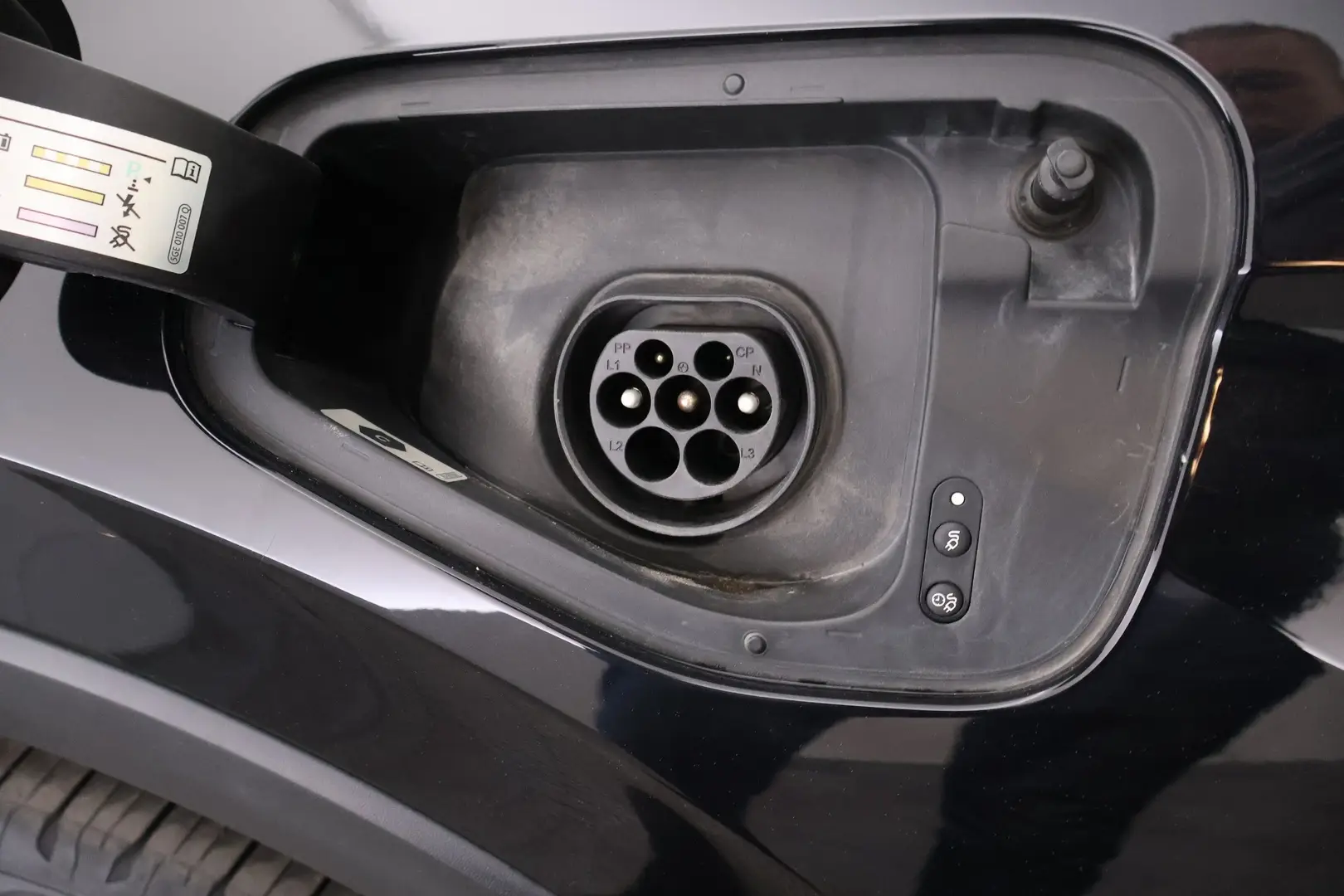 Car Image - 3iuRsQxIUsI2AMWSBKrcfO