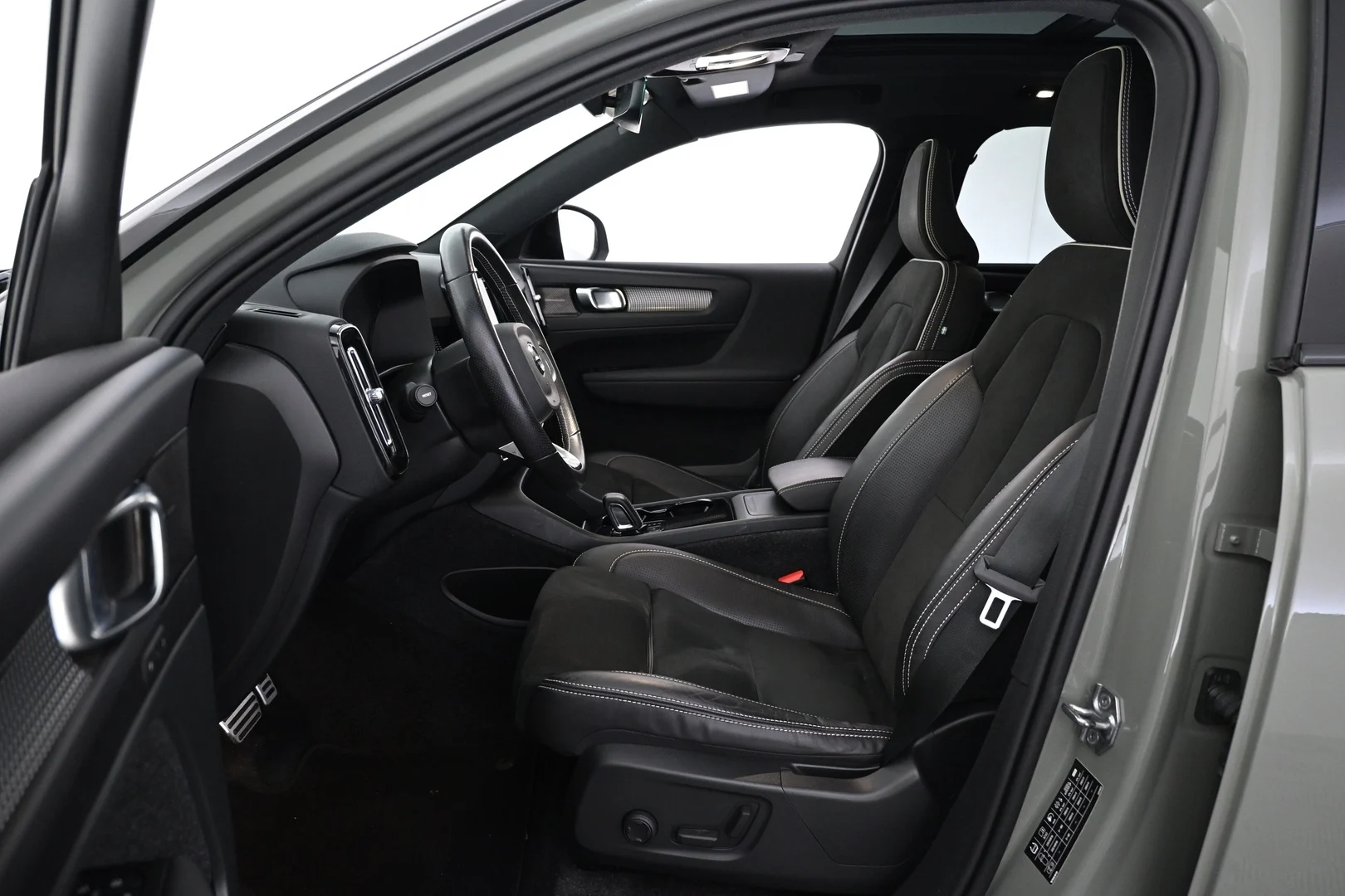 Car Image - 2L4mb0rJTO92G5GIX6KOkT