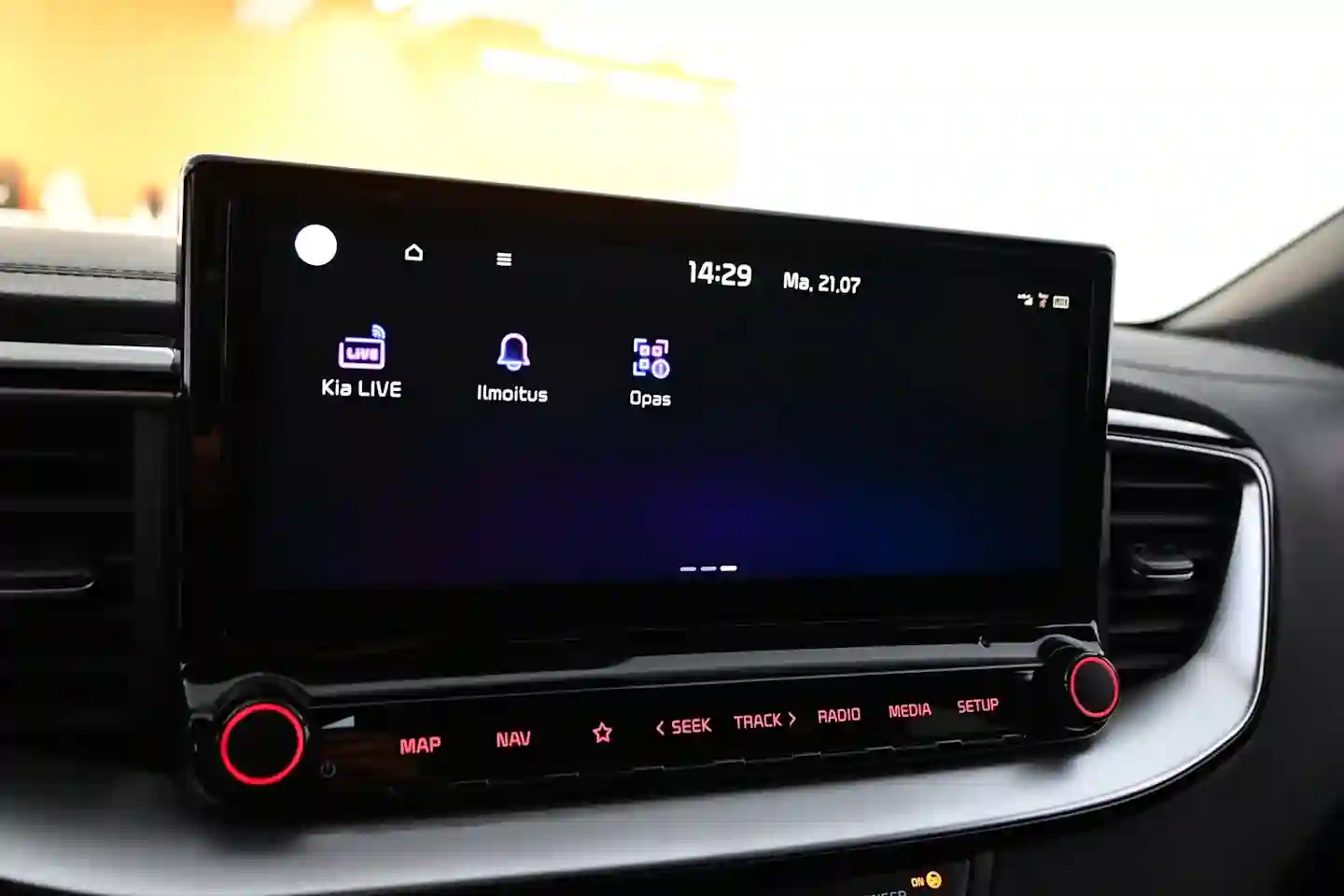 Car Image - 1afBniKKkVOUEPQ3G2tUGa