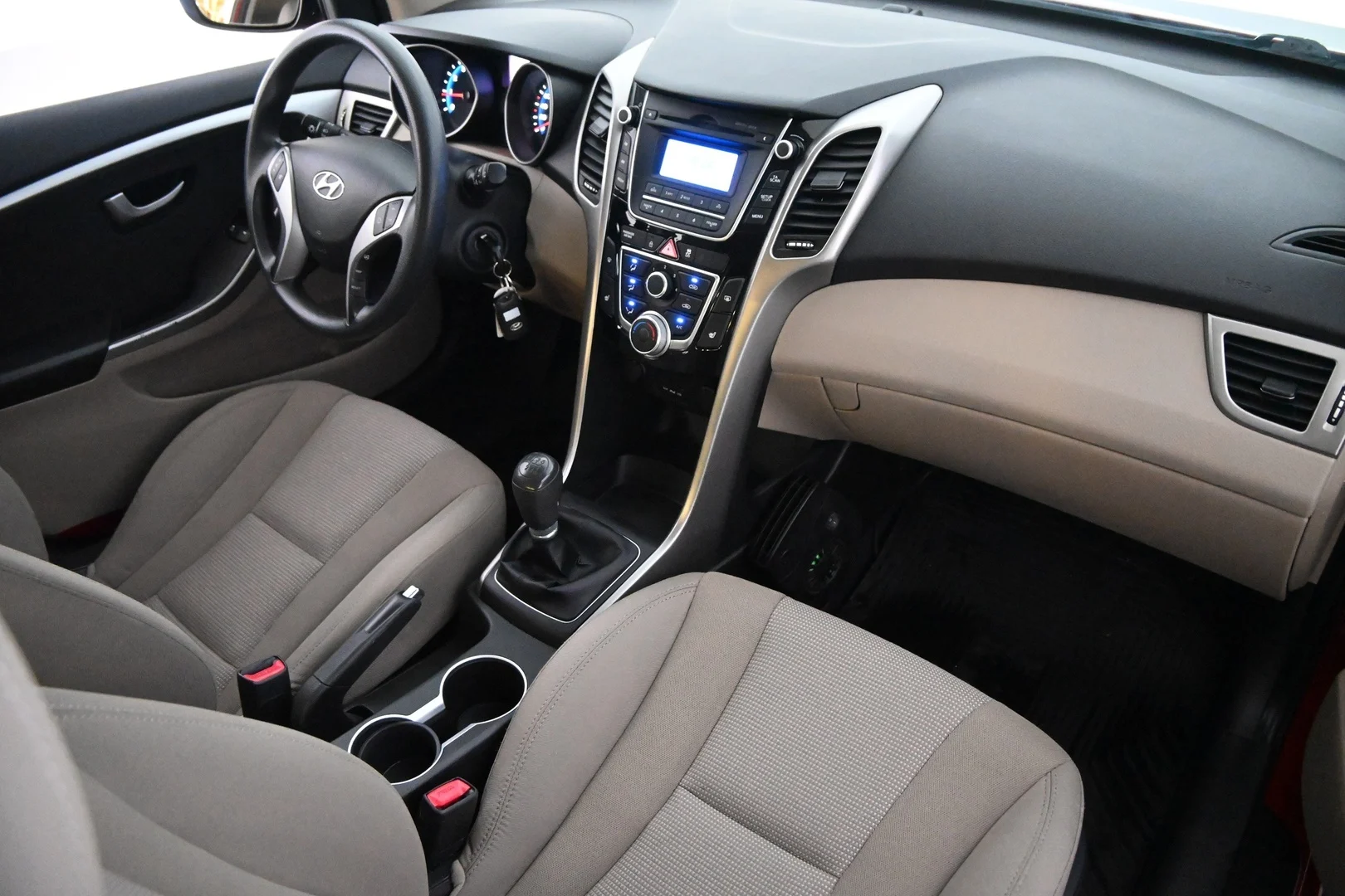 Car Image - aLmKmxPHLkdYzao4FzxM4