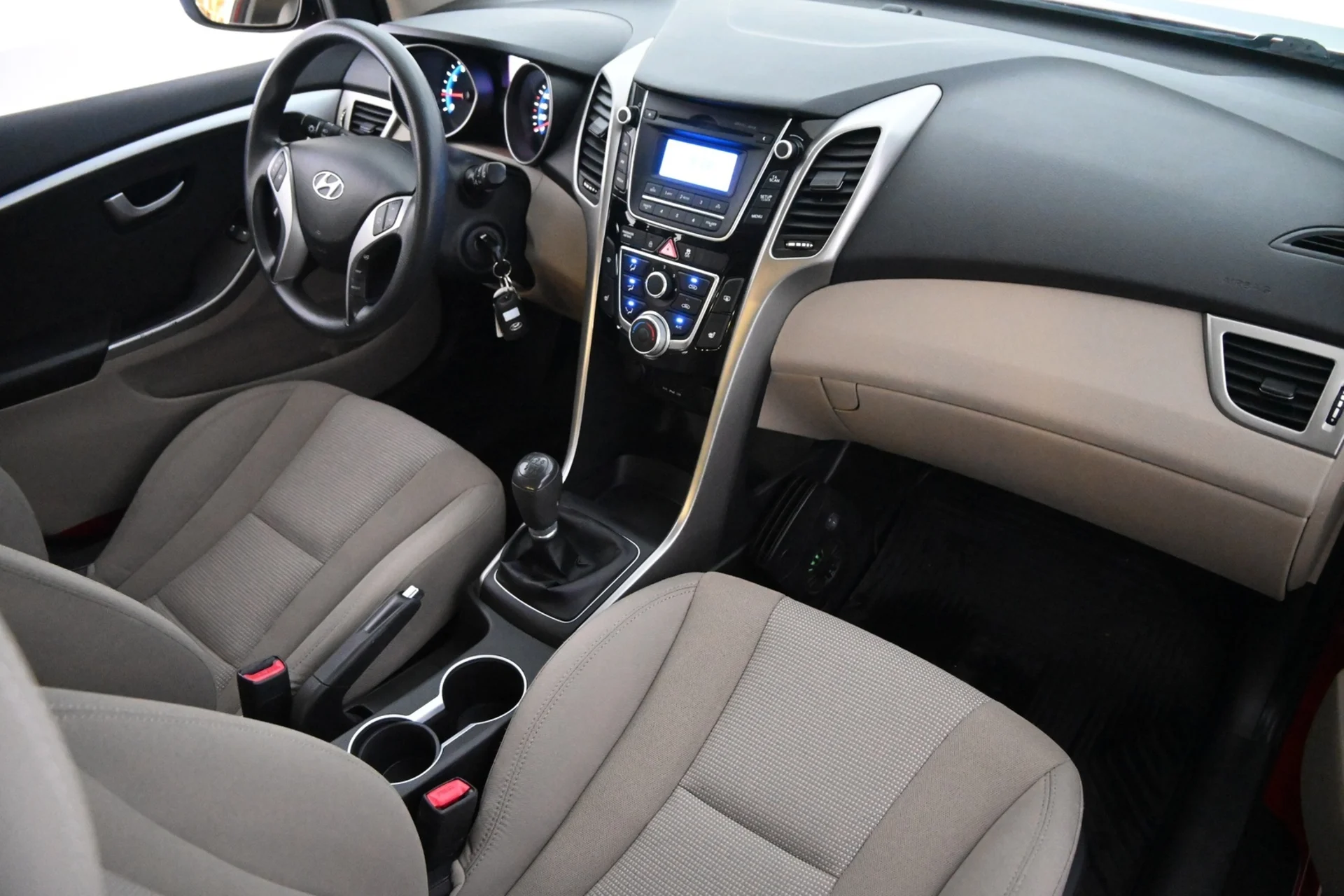 Car Image - aLmKmxPHLkdYzao4FzxM4