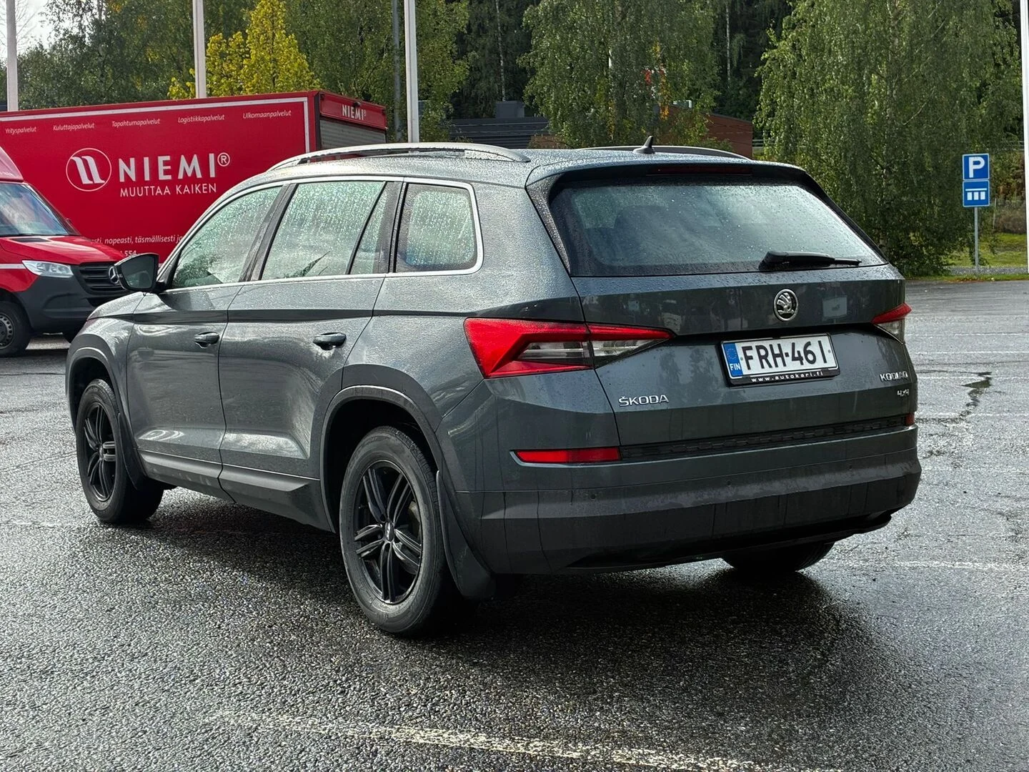 Car Image - 7qMR9AVusaCbWSWrxzhNgW