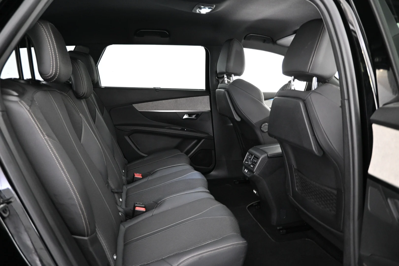 Car Image - 3kMmz6DSw0k3Lg4ZJclNFm