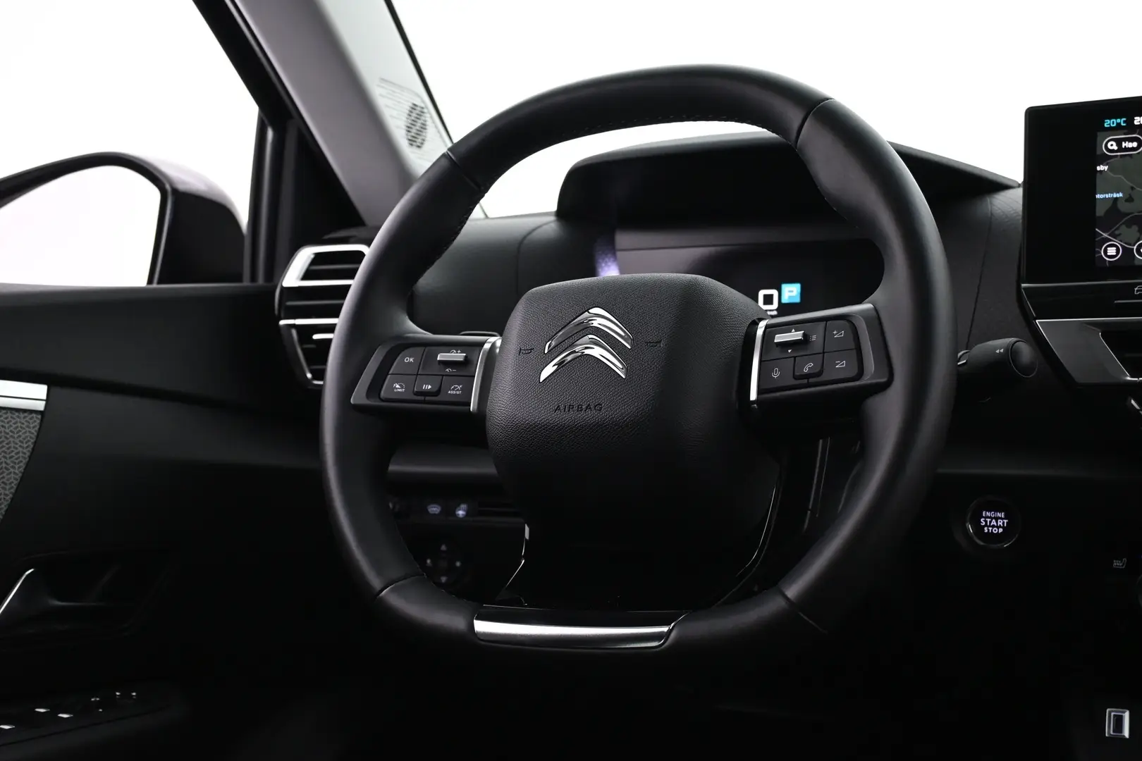 Car Image - F8gdf1eQfRfZ3XwGLguMB