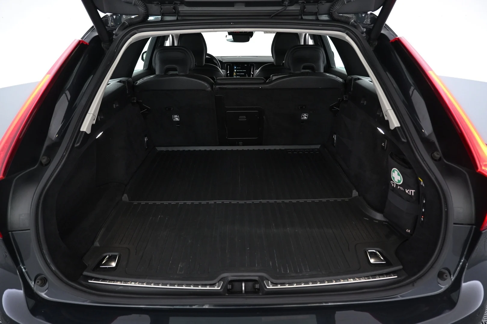 Car Image - L820pPvGrbNSfLDJ7YmVR