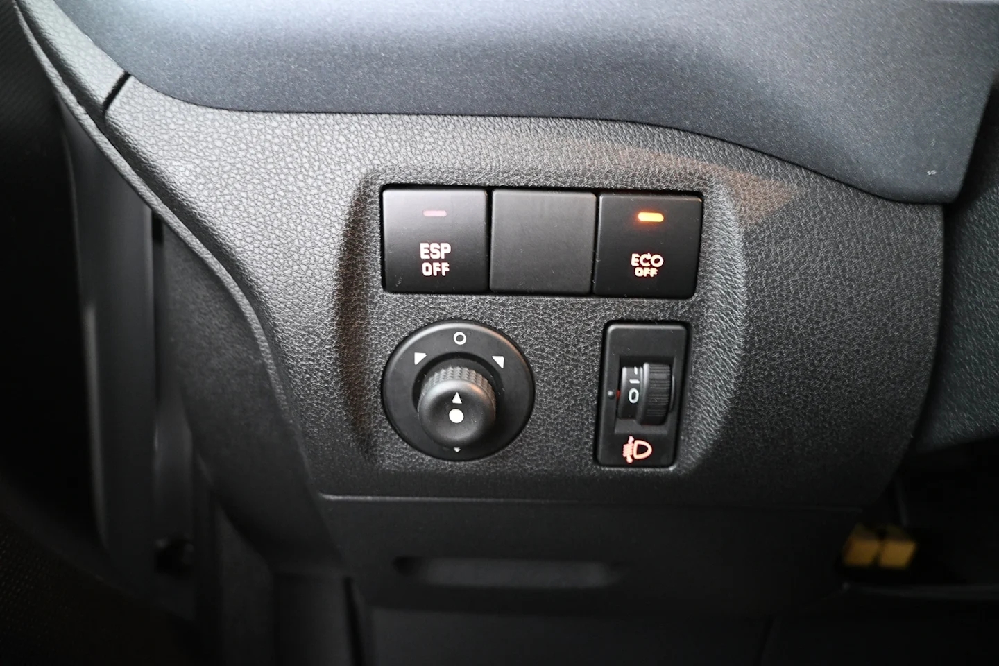 Car Image - 5U3RluQRKlnFv90urh32wt