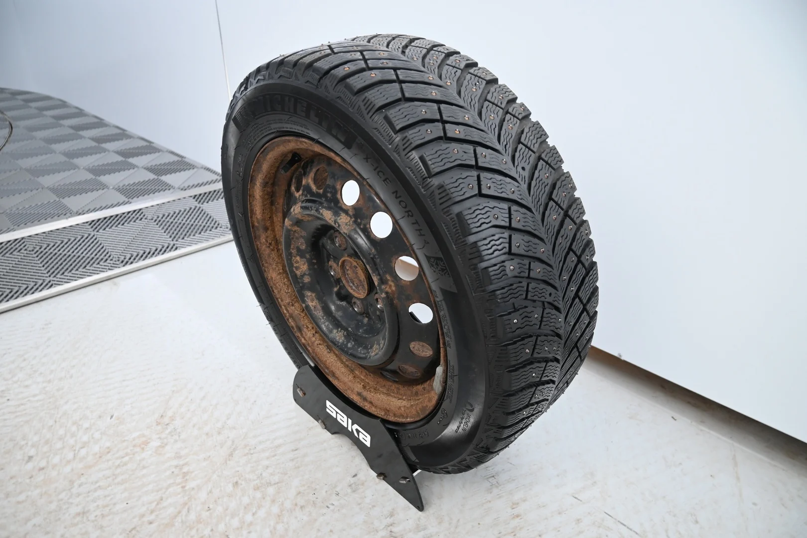 Car Image - 7jQ9K7ctaxWf2o7Me4kcw2