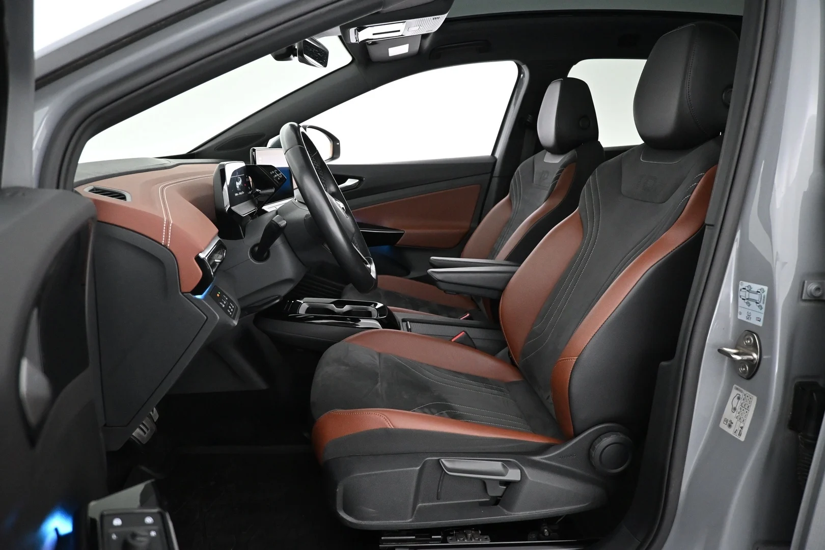 Car Image - 4LIhS2L6Dzq2pR3vtVBjqT