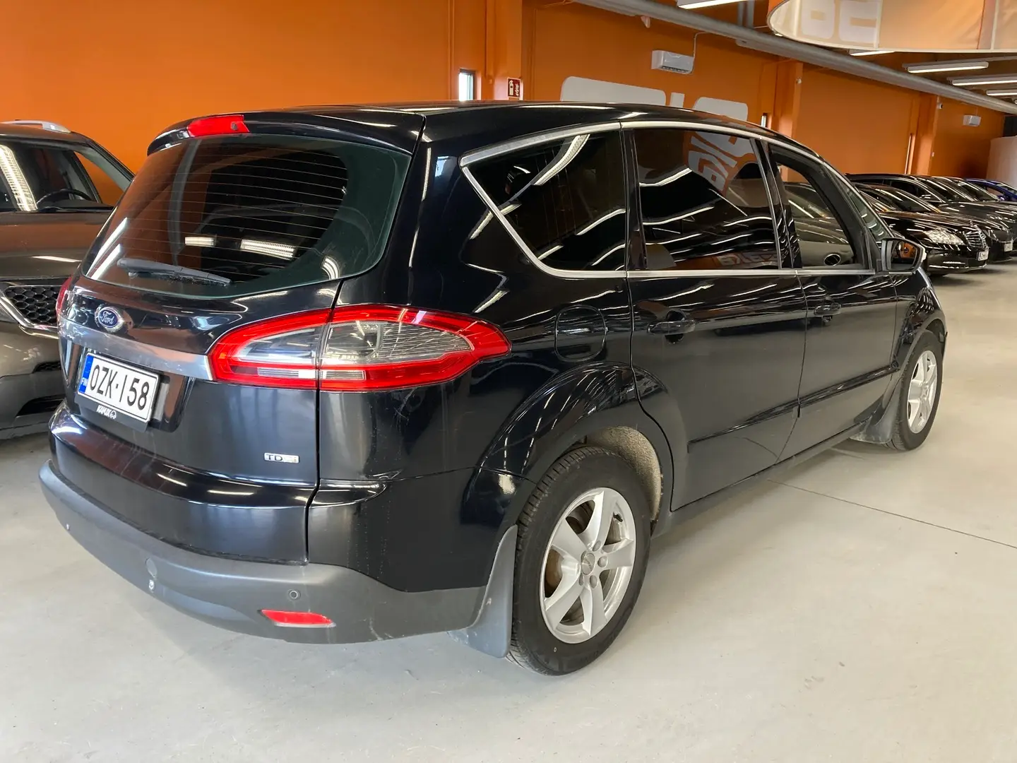 Car Image - 3VviB4gnNSa188tsxtNJj0