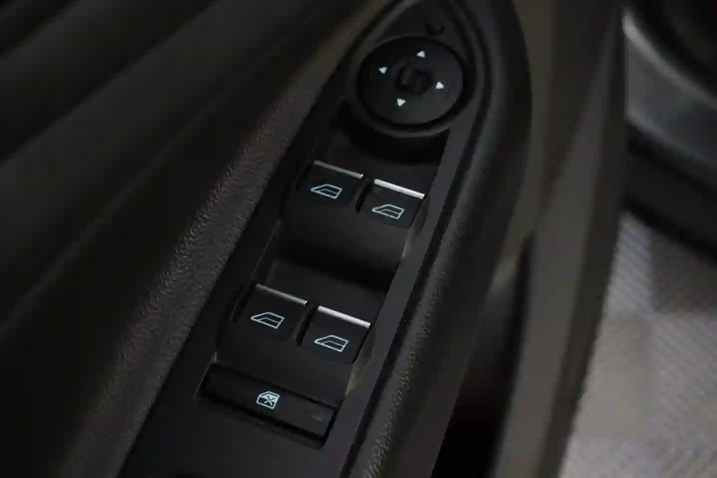Car Image - 29bfjHLQrsexh7DAoMSAfK