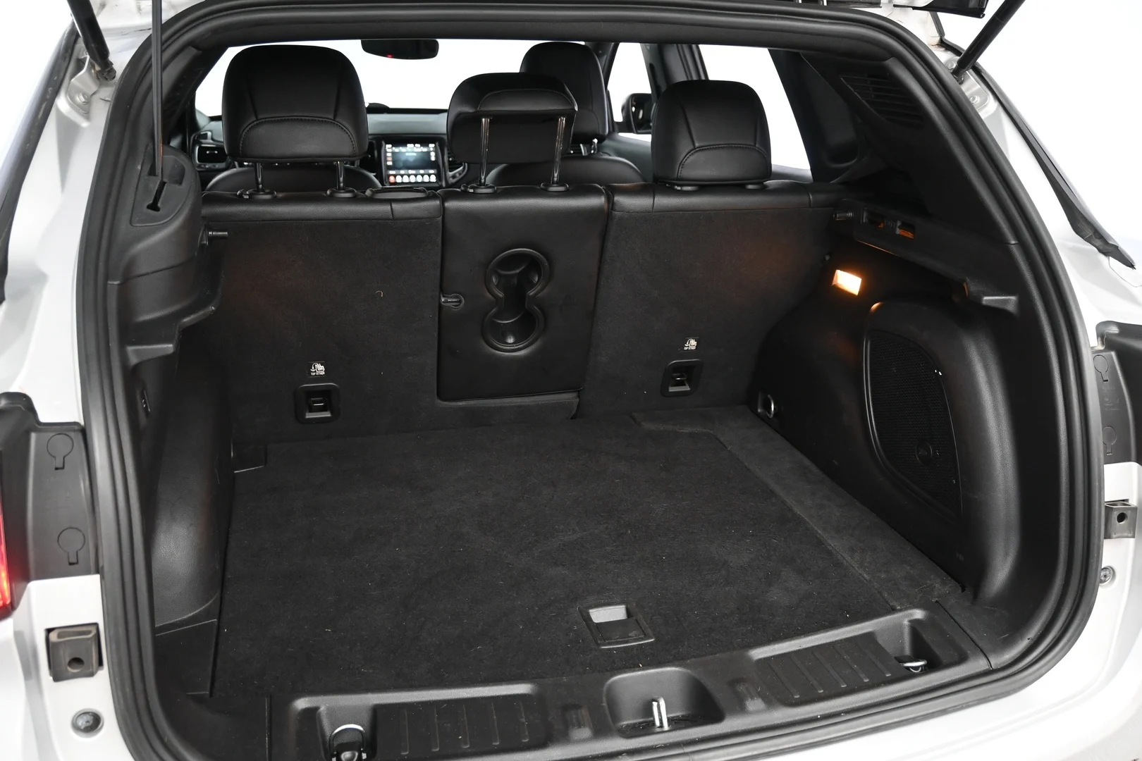 Car Image - 3GKVAPR3bWqApniqTwFeFU