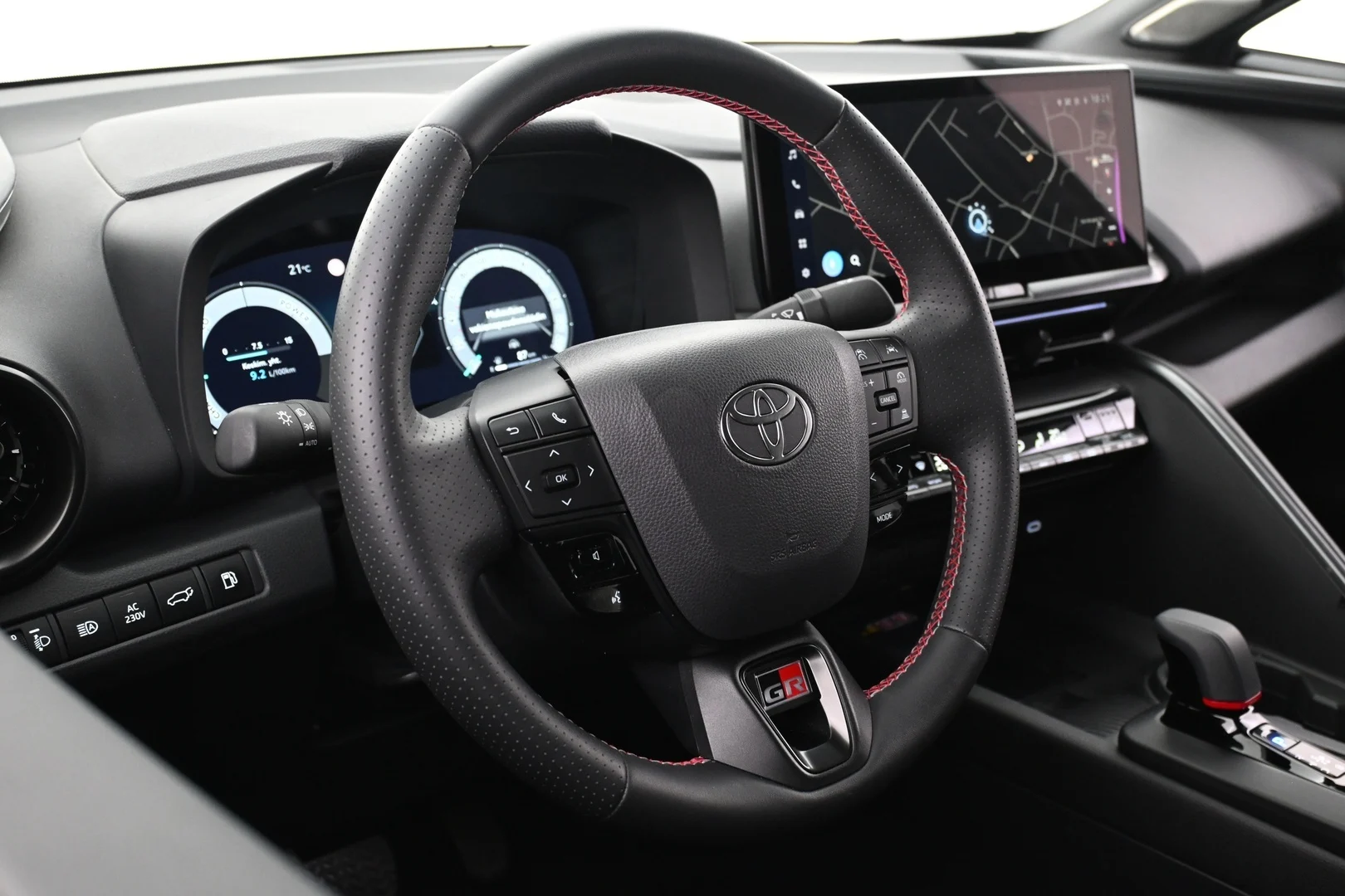 Car Image - 77ZFizg1RZ0BlOlBPSWo7f