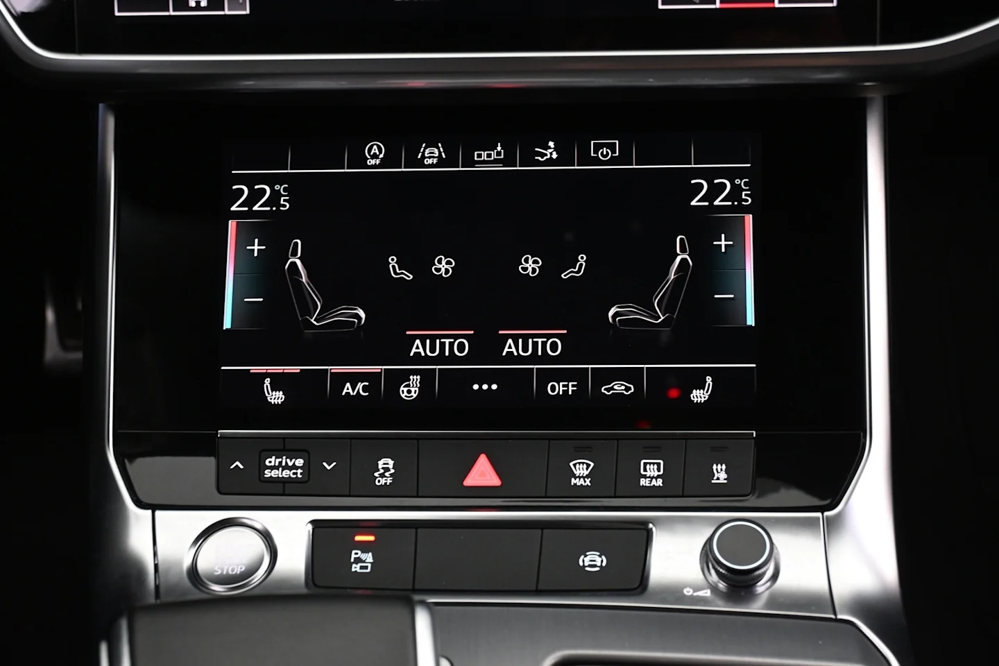 Car Image - DQGC945X4wOgbmkW1apdb