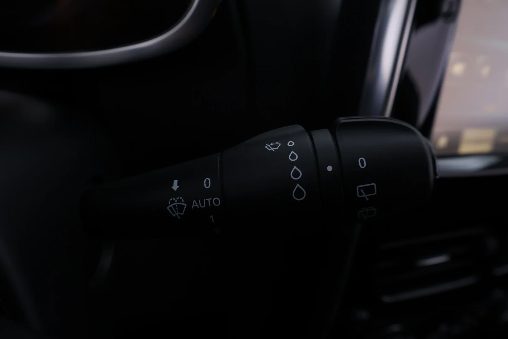 Car Image - 1KbG6rAYnoddXTHEFgBUAQ