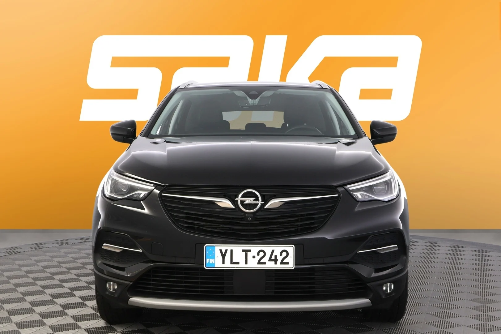 Car Image - 4xC3UxecGyDJTocyyD9h7m