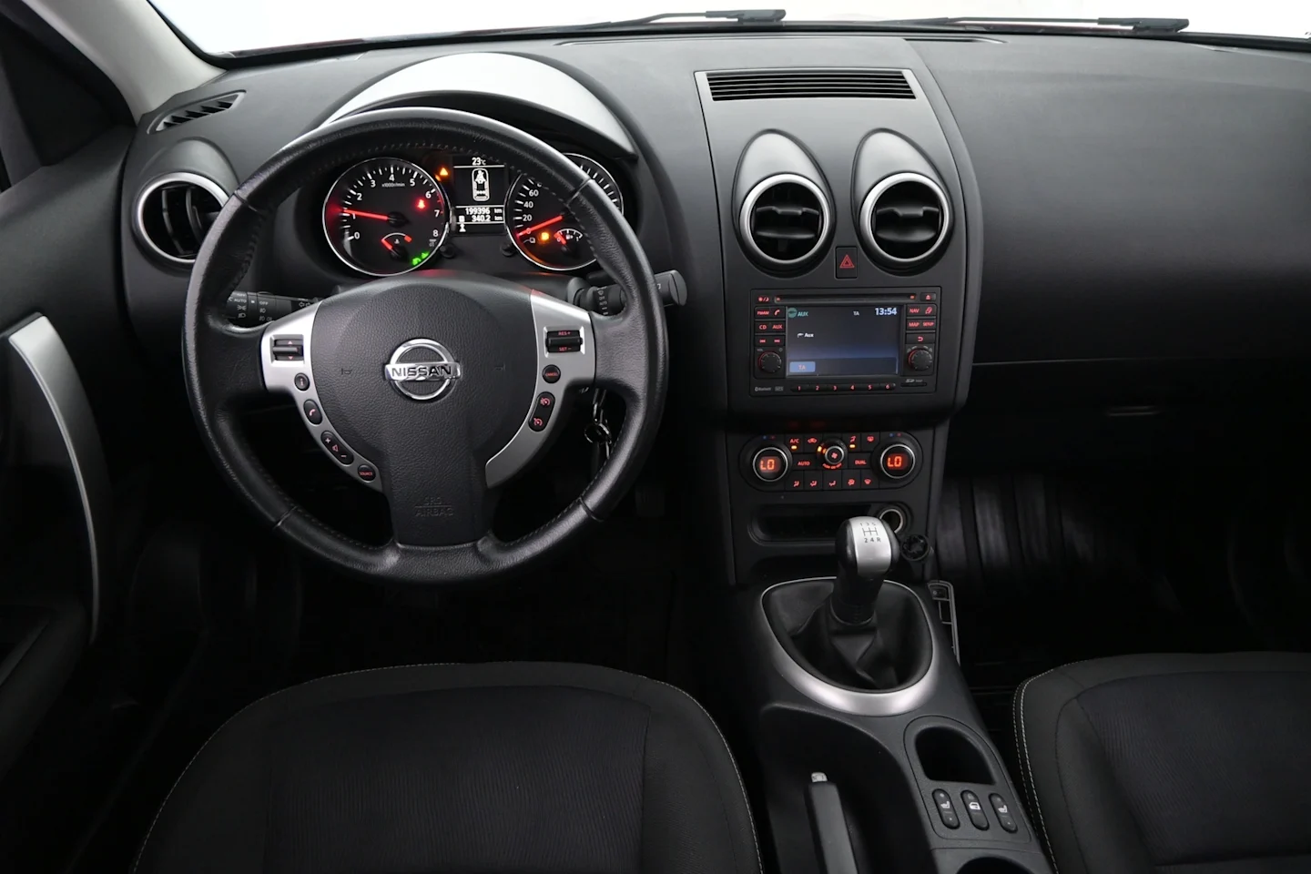 Car Image - 63SjYsyzon0sadtCWDQDKJ