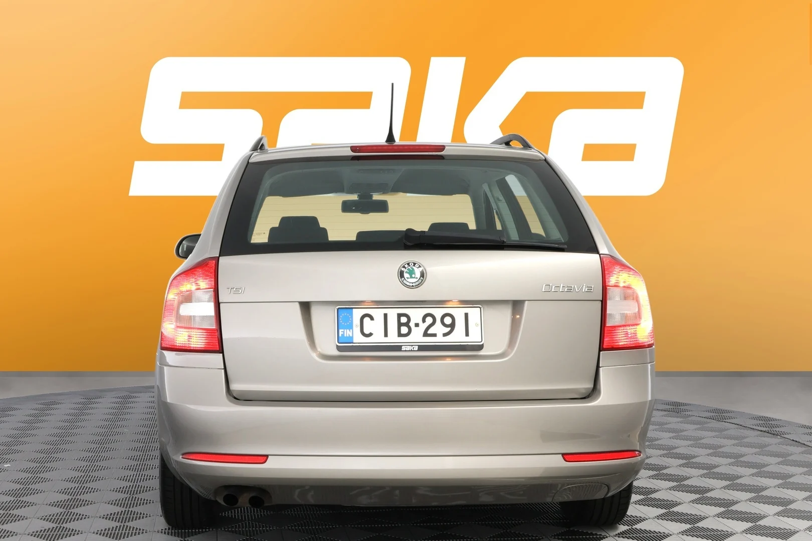 Car Image - 11ADJBluxRuiZcgCdOpdKH