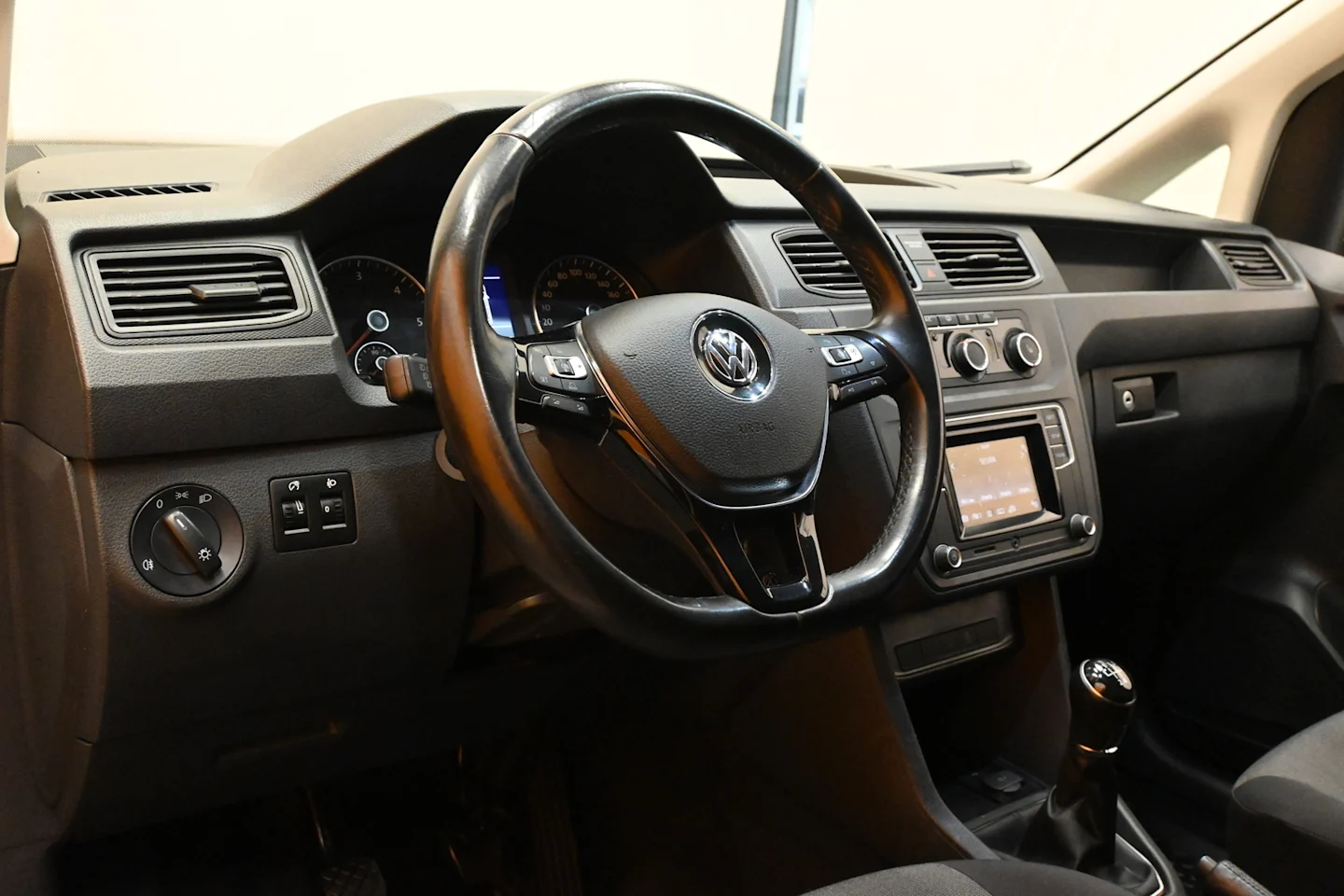 Car Image - 5XmVxg6HH3X0umIGFa4bEf