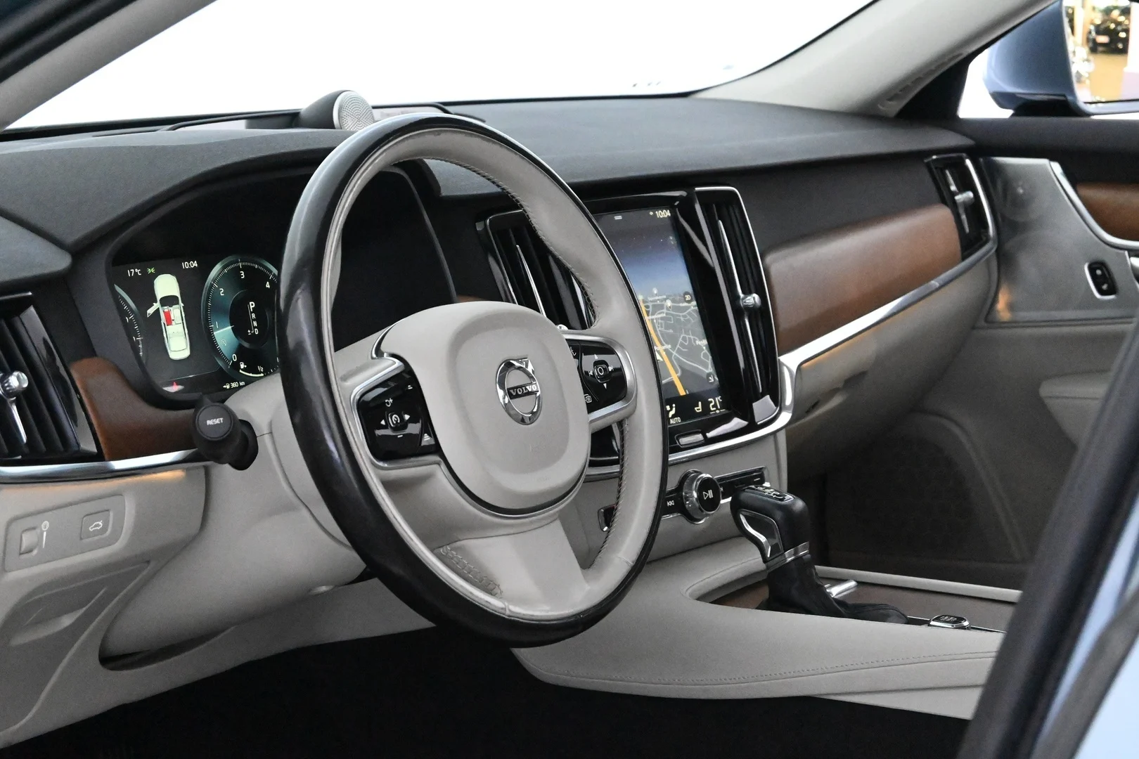 Car Image - 6iwjL8zM5164cbYVqZJ4MC
