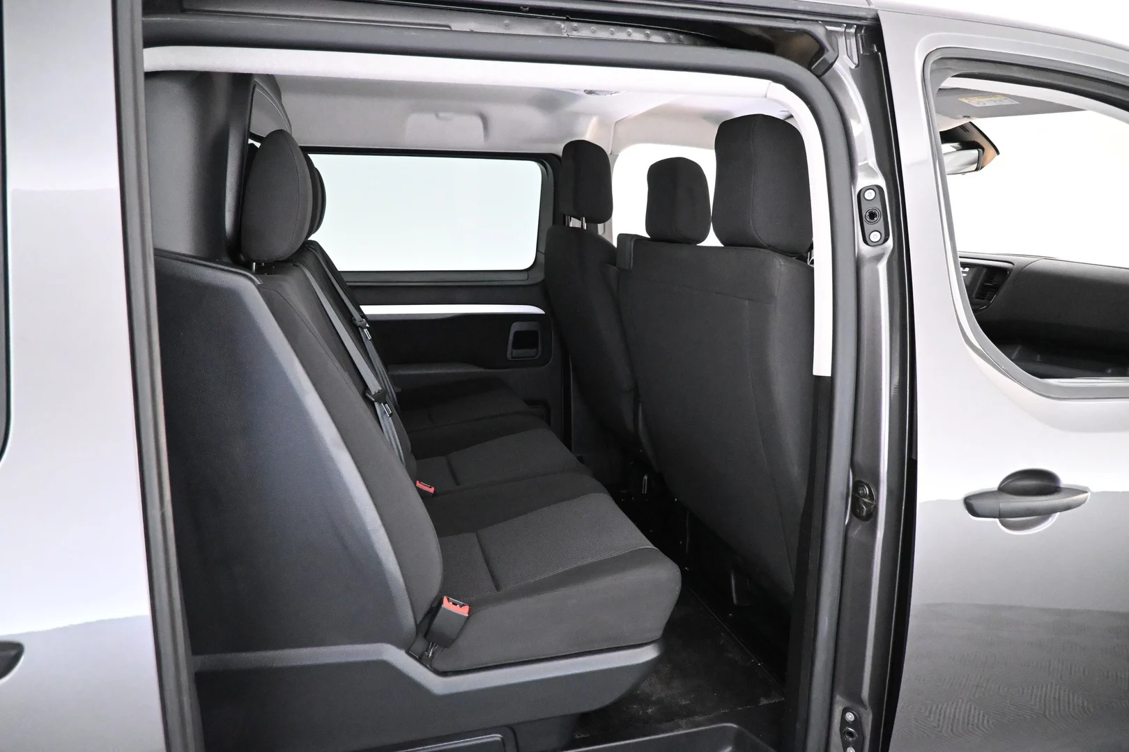 Car Image - 7N2S9q9UhMuaUtQBXrR31R