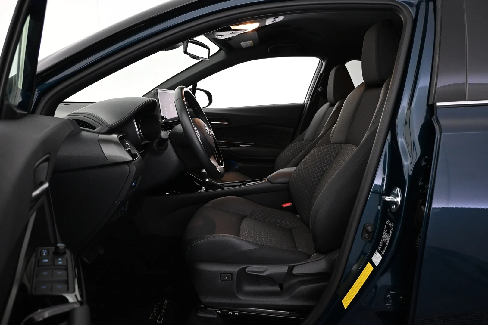Car Image - 5Gl1VPYwWt4owCv9v4EoE1