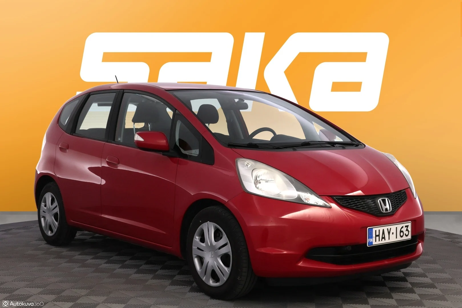 Car Image - 0Ffks8atO1uWxvlYrbZ8I
