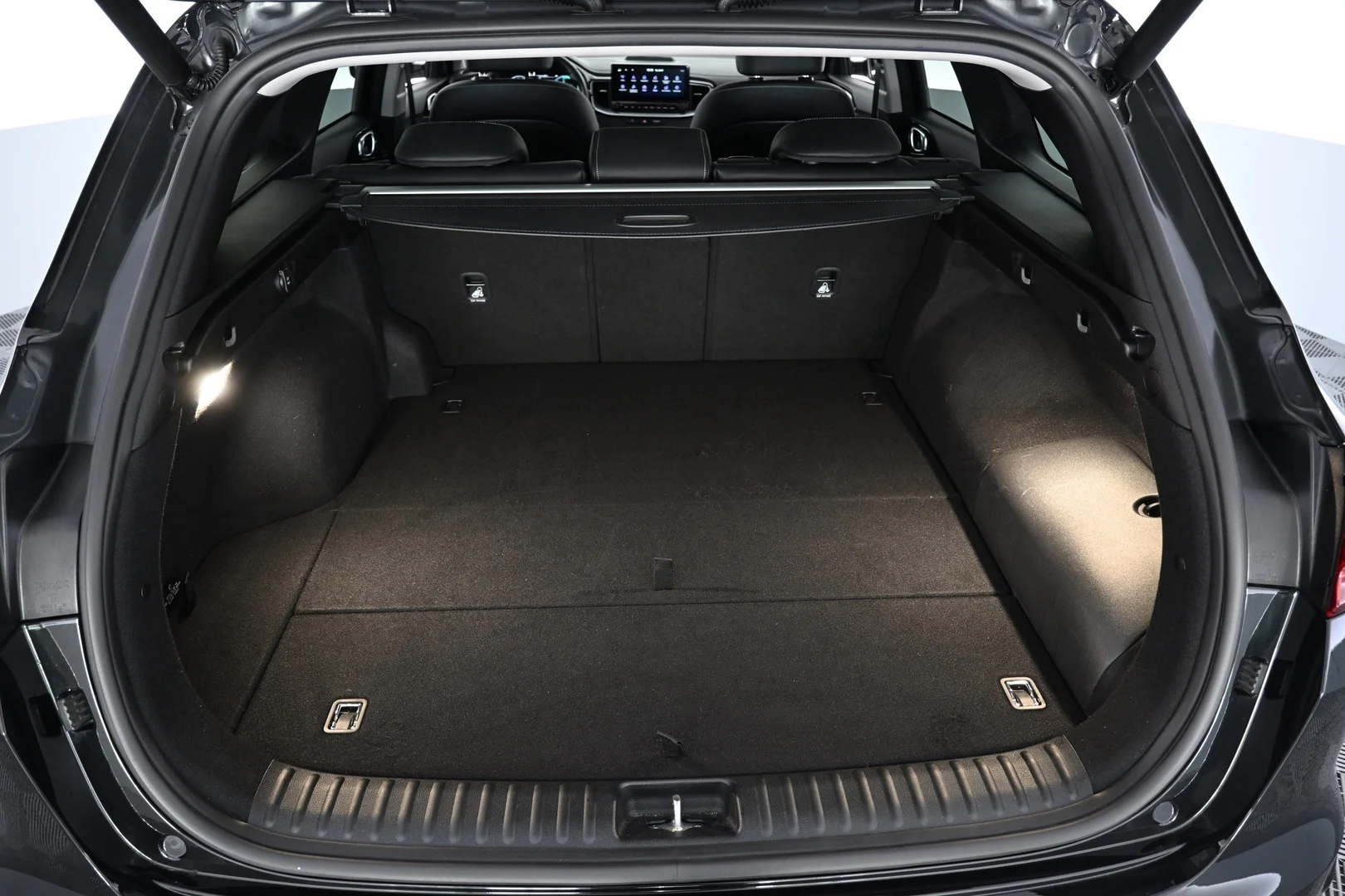 Car Image - 4hMT0KRBMiB6LQ3gkRXf9J