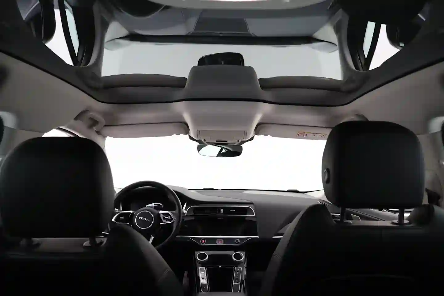 Car Image - 2hAHKai5phMy5BXOi1t521