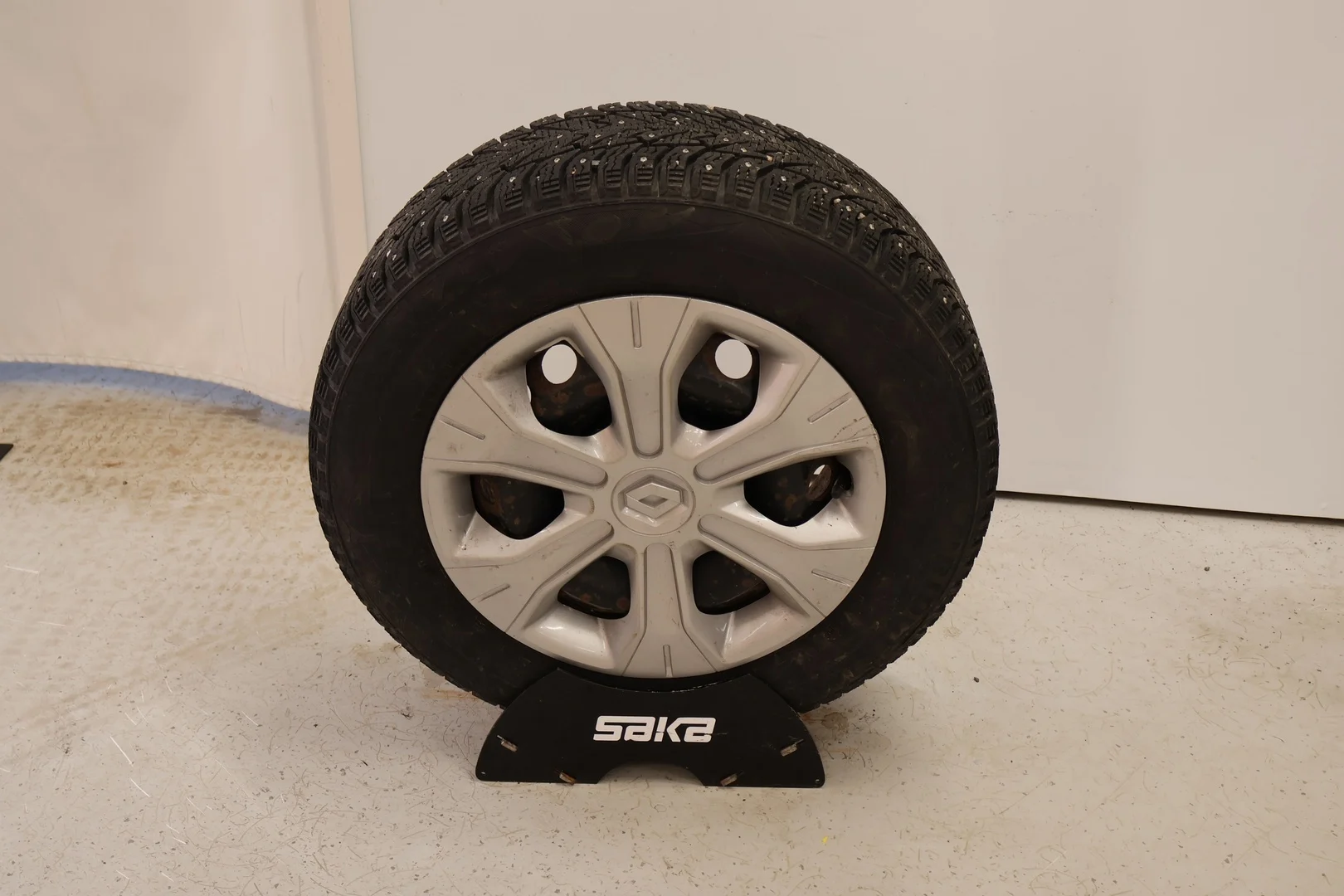 Car Image - ibU7YOPhHY94EnxXqRiM5