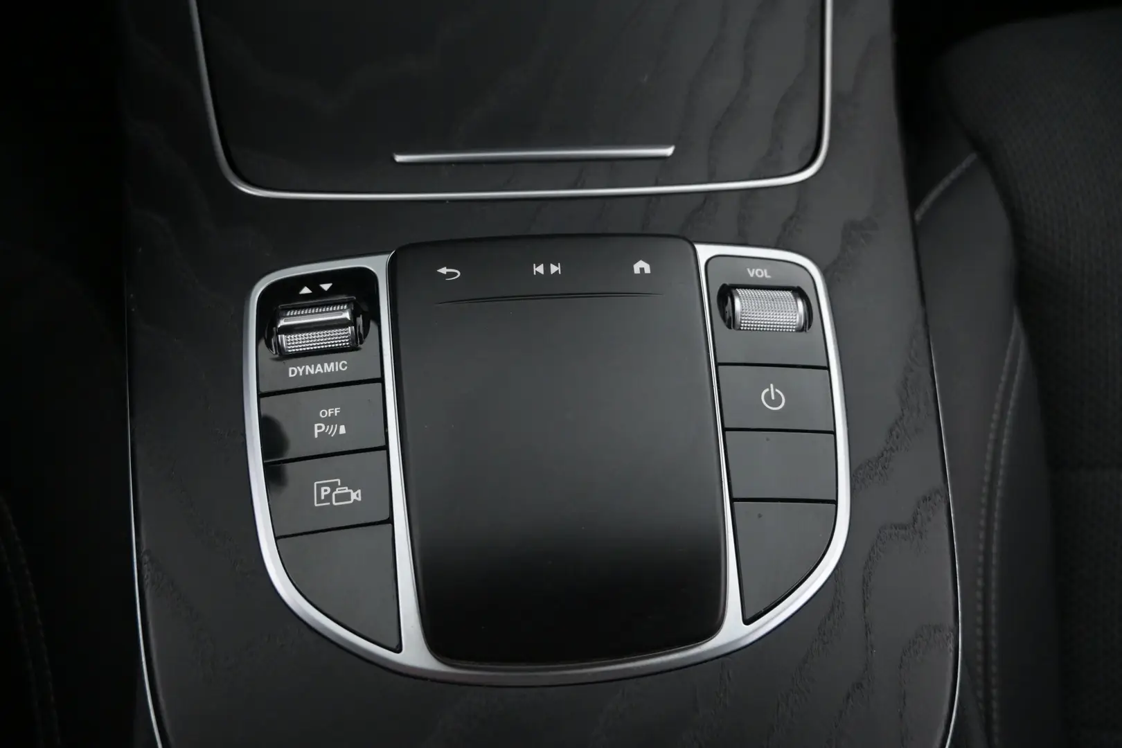 Car Image - 7t70eCS5KD9S2XgGO5uJfd