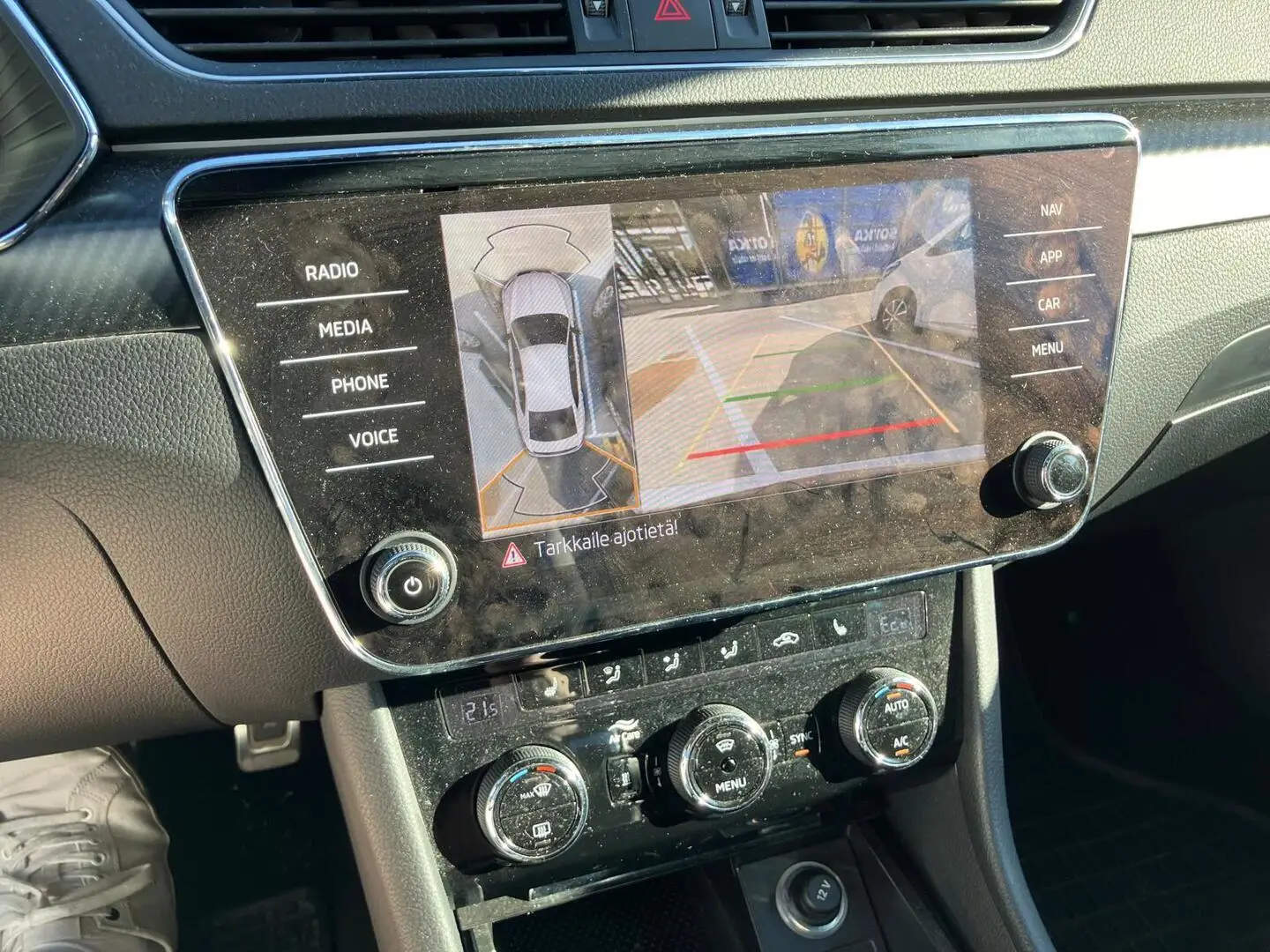 Car Image - 2ly5ys7CW9PIiBLPeBfk6U