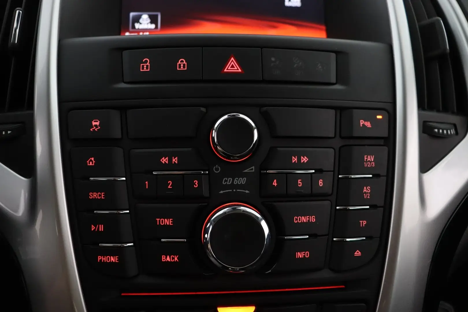 Car Image - 4wgyAS8s6PJ6fxWBNmkmhi
