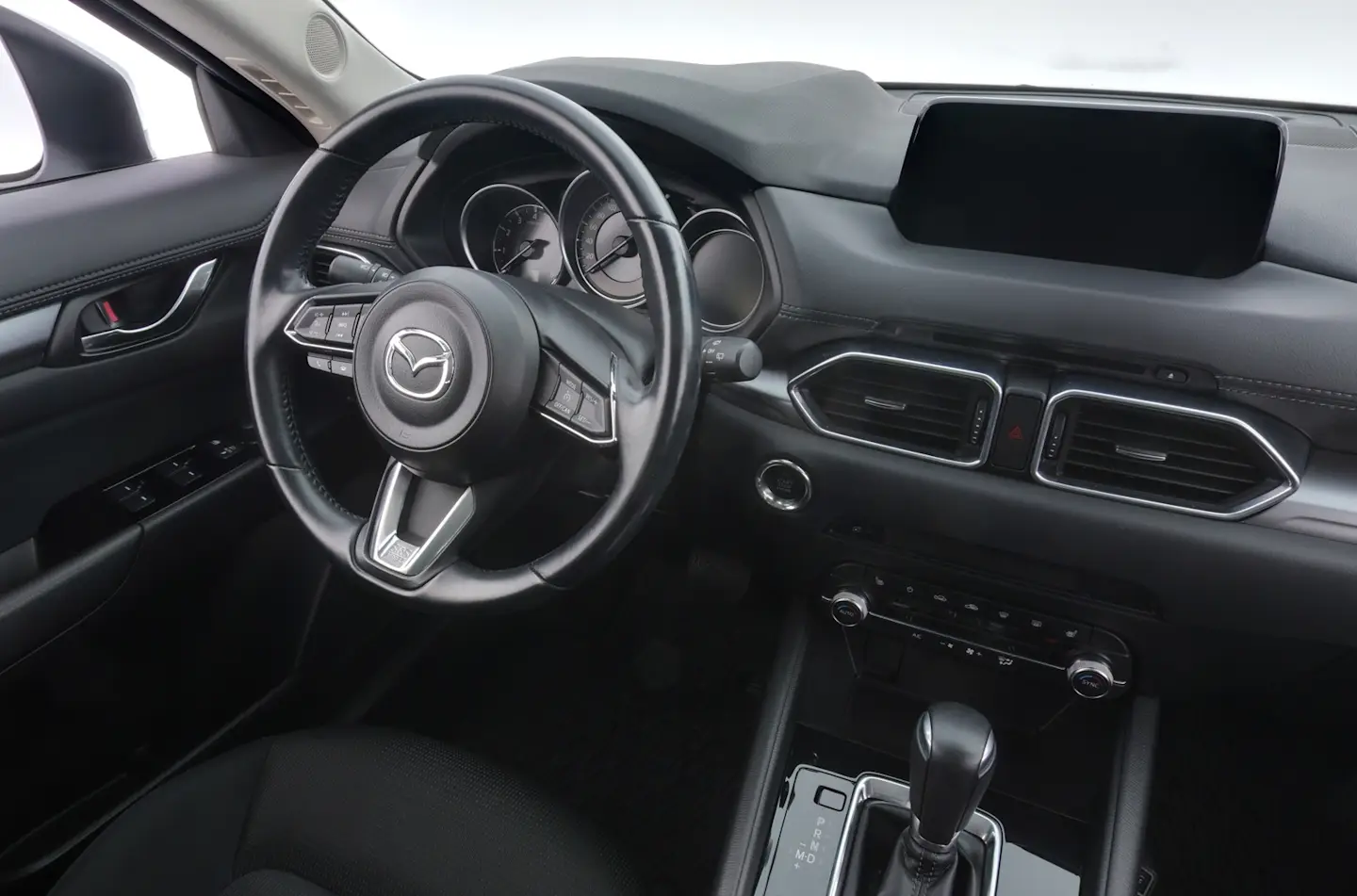 Car Image - 2UvPyFngpEQYrlTzjULitV