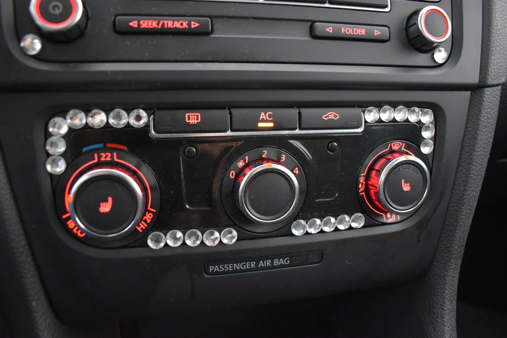 Car Image - 6Z1PQNSOHinvNBGy5Jsa4F