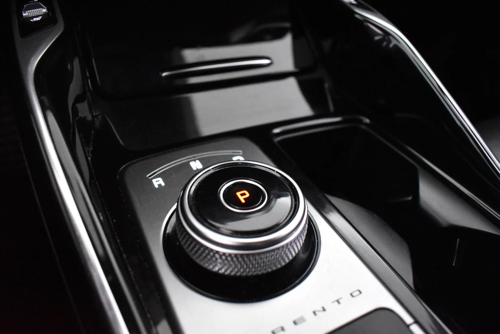 Car Image - 1S0ZKgwlBzxYTPlaF0oVGD