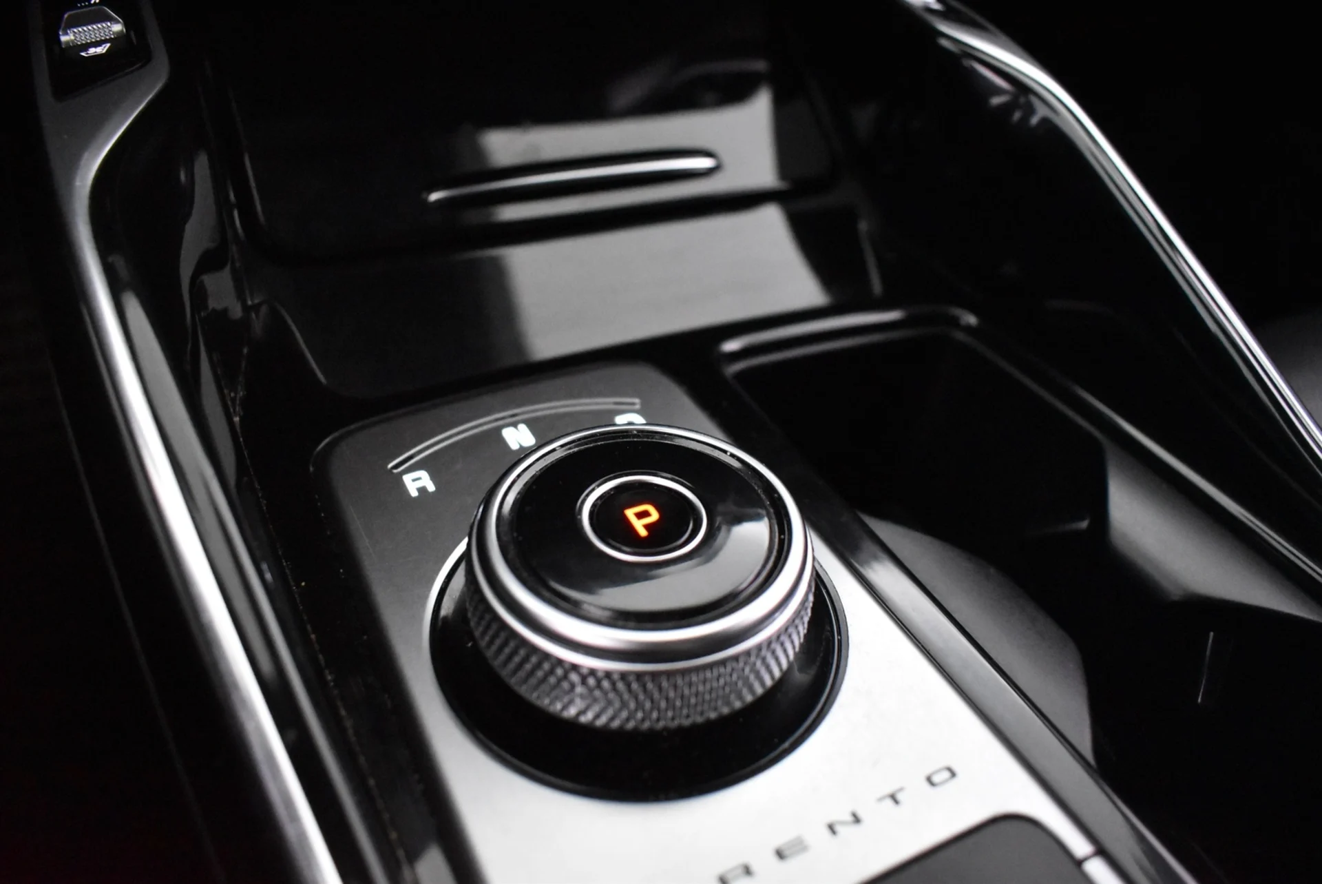 Car Image - 1S0ZKgwlBzxYTPlaF0oVGD