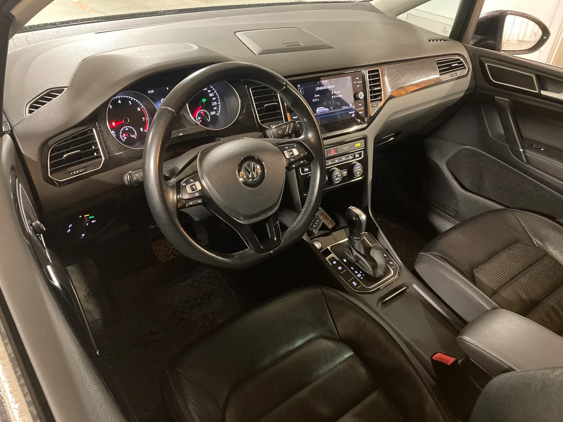 Car Image - 7nYSH5cDk36ER1x3enOOMZ