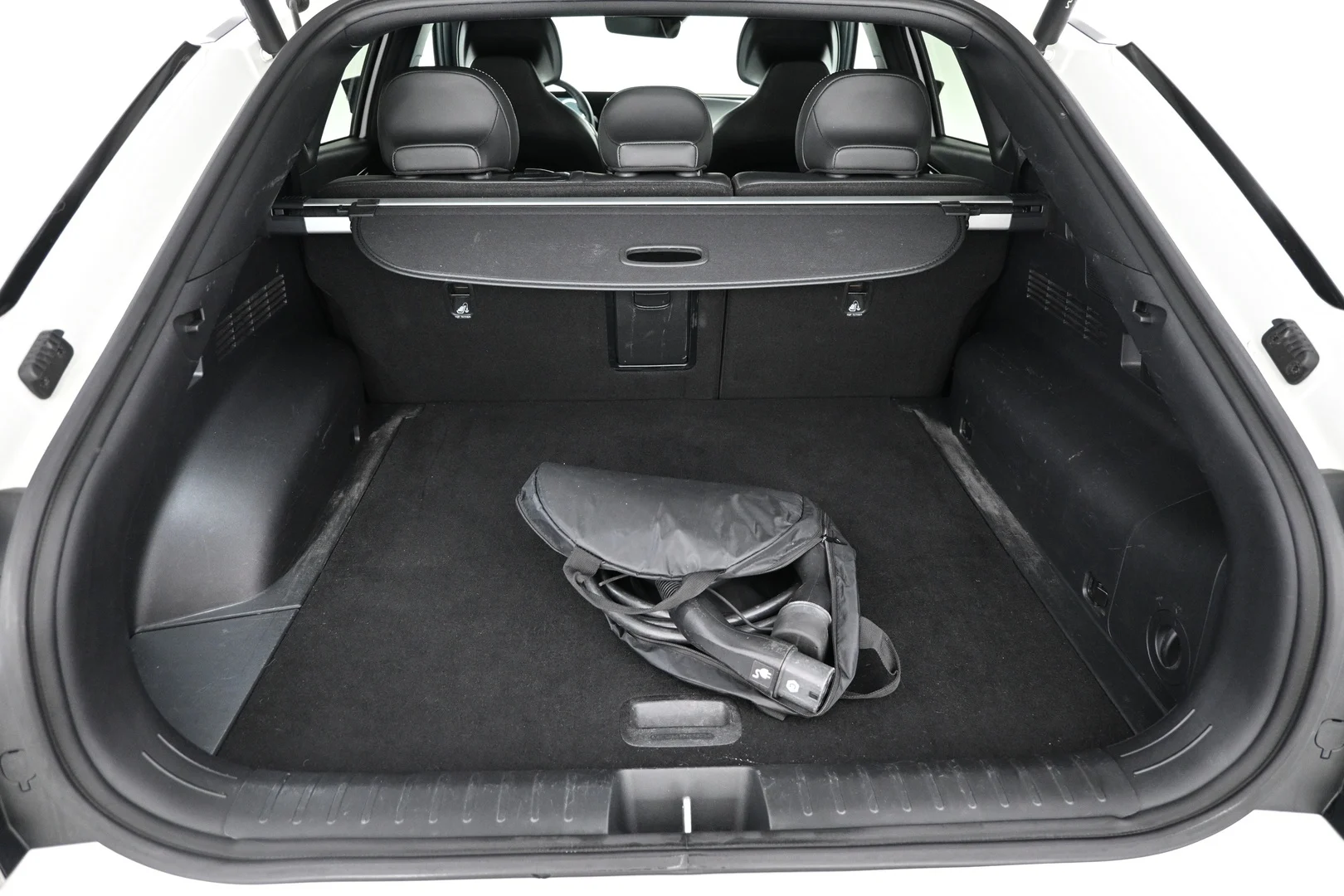 Car Image - 4Ji7j5Mw4TvSmzrCLYYeu3