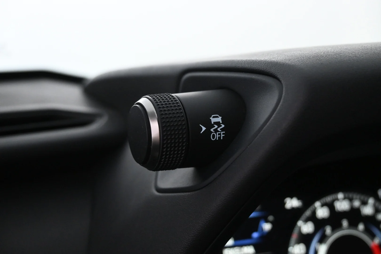 Car Image - 6L98iUJz5FVYEyFAFu5ADp