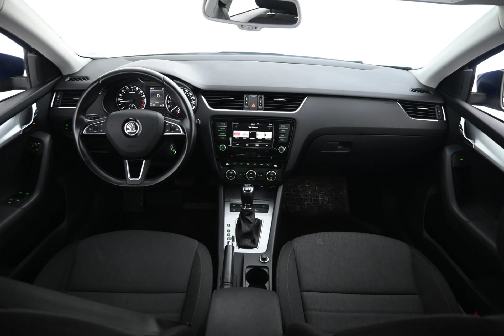 Car Image - 3xb2r0DNTAVQ2aTAB0mkCf